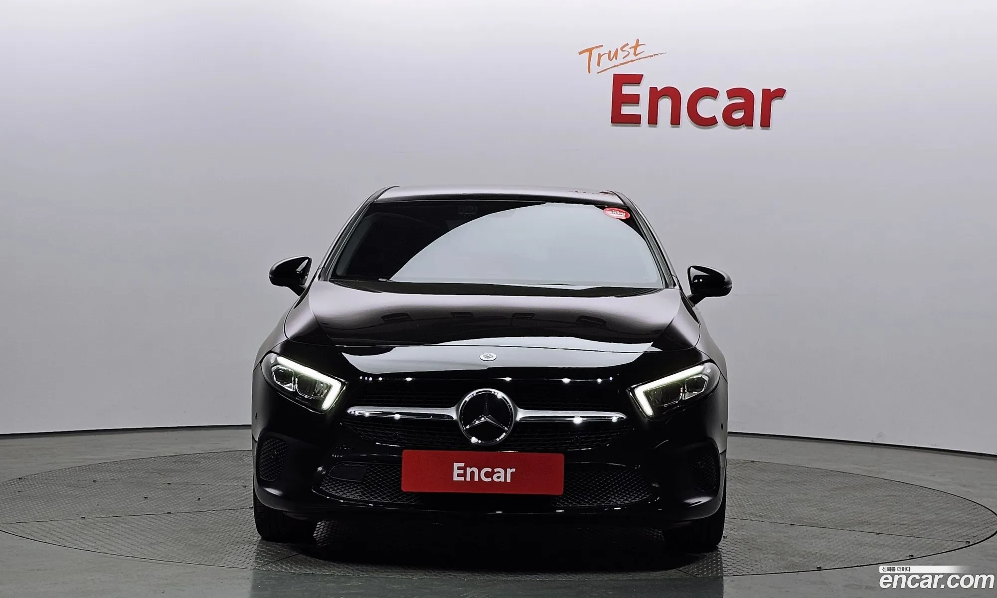 Mercedes-Benz A-Klasse Iv W177 A220 Hatchback 2019 - фотография 12964859