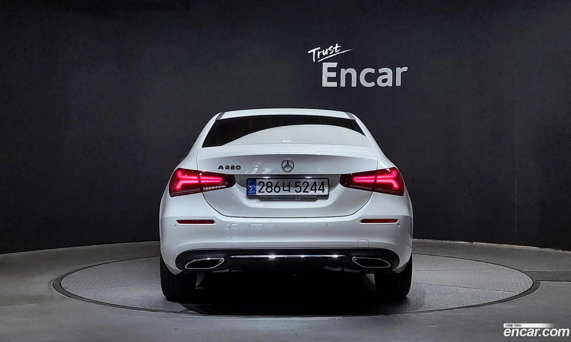 Mercedes-Benz A-Klasse A220 Sedan 2023 - фотография 12575925