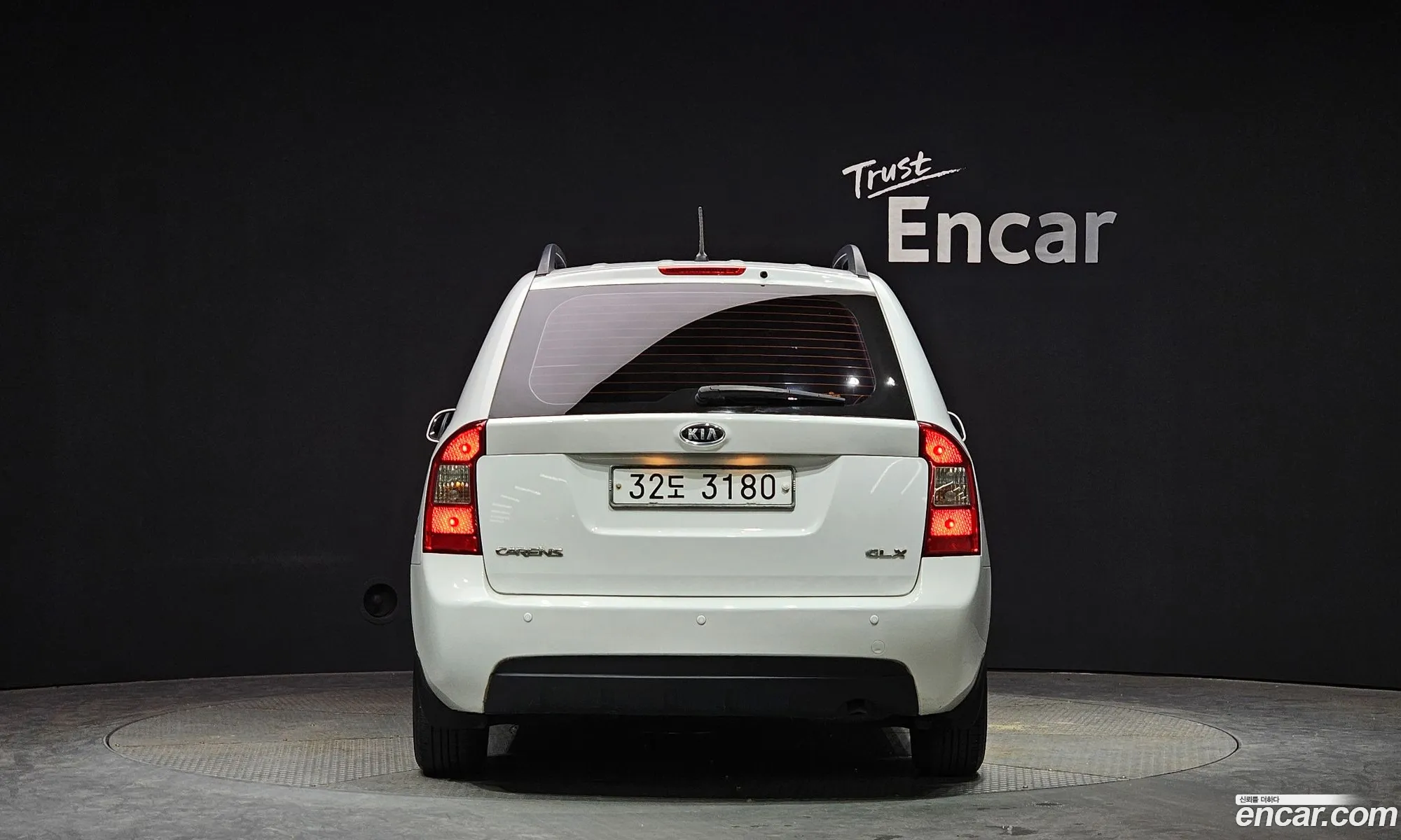 Kia Carens Ii Un Lpi 20 Glx 2009 - фотография 11950485
