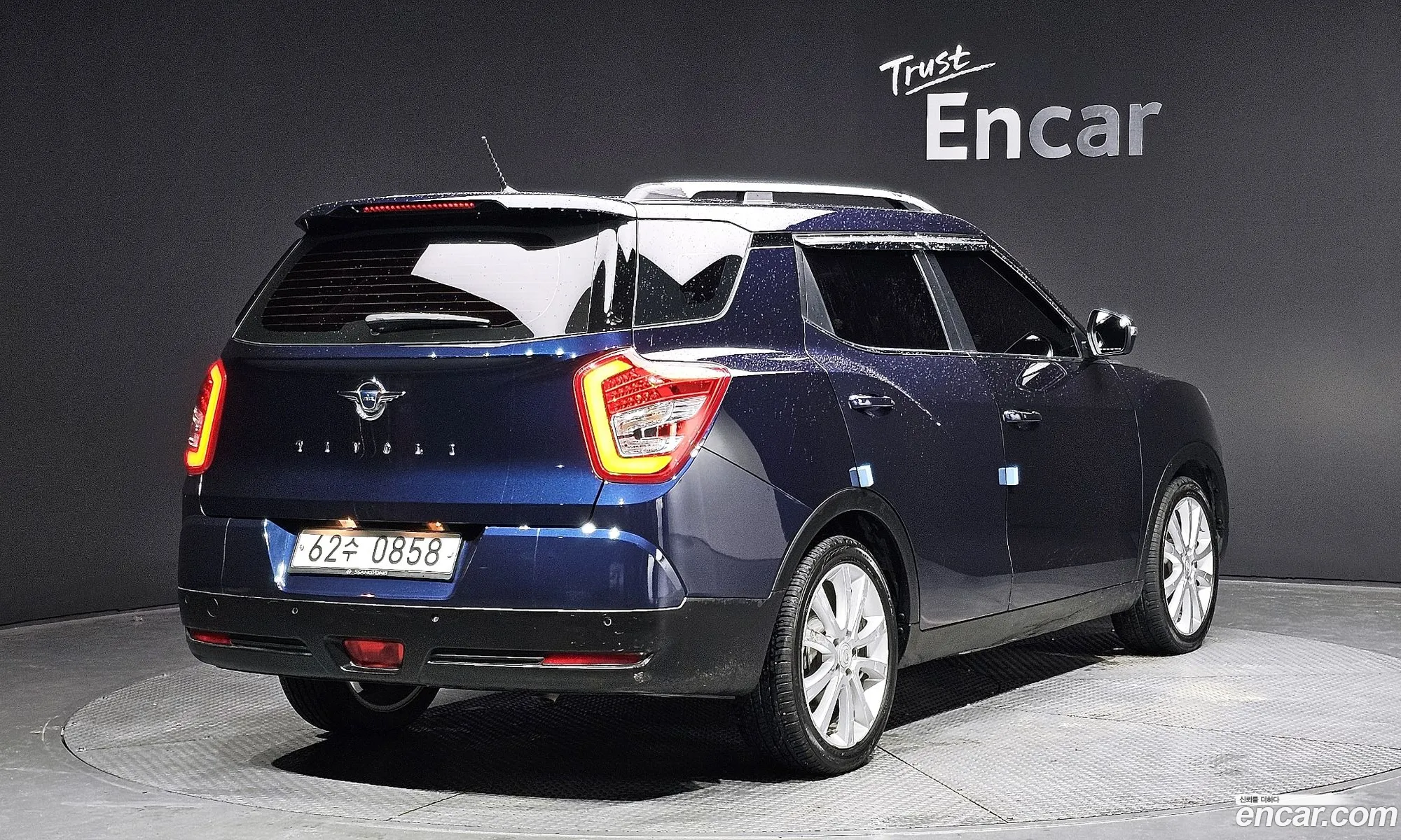 Ssangyong Tivoli Tivoli Diesel Ix 2Wd 2016 - фотография 19513850