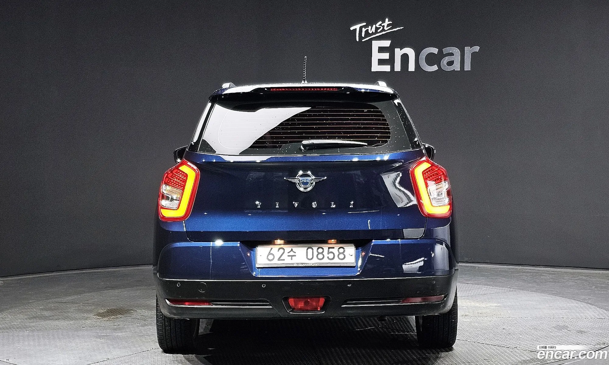 Ssangyong Tivoli Tivoli Diesel Ix 2Wd 2016 - фотография 19513852