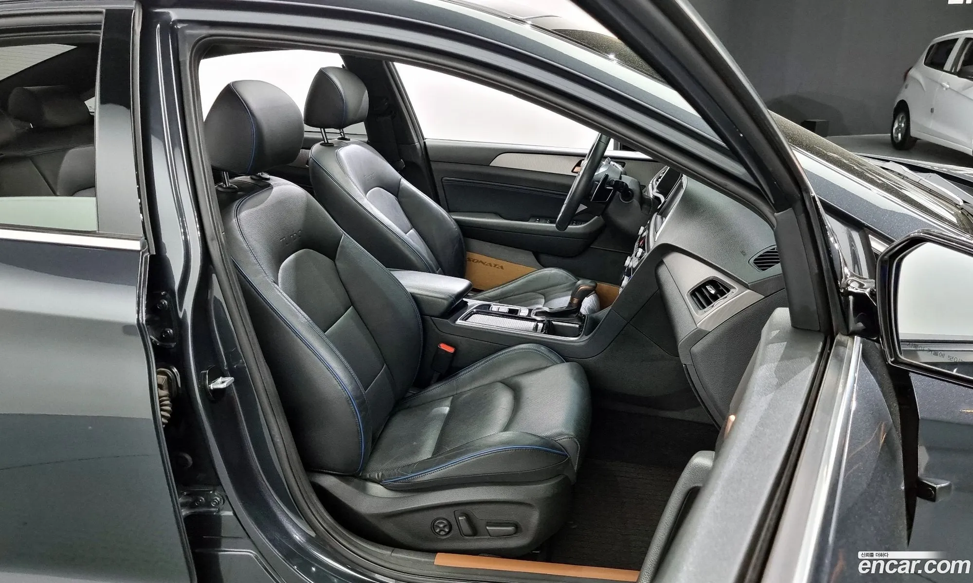 Korex Auto Trade - фотография 11920002