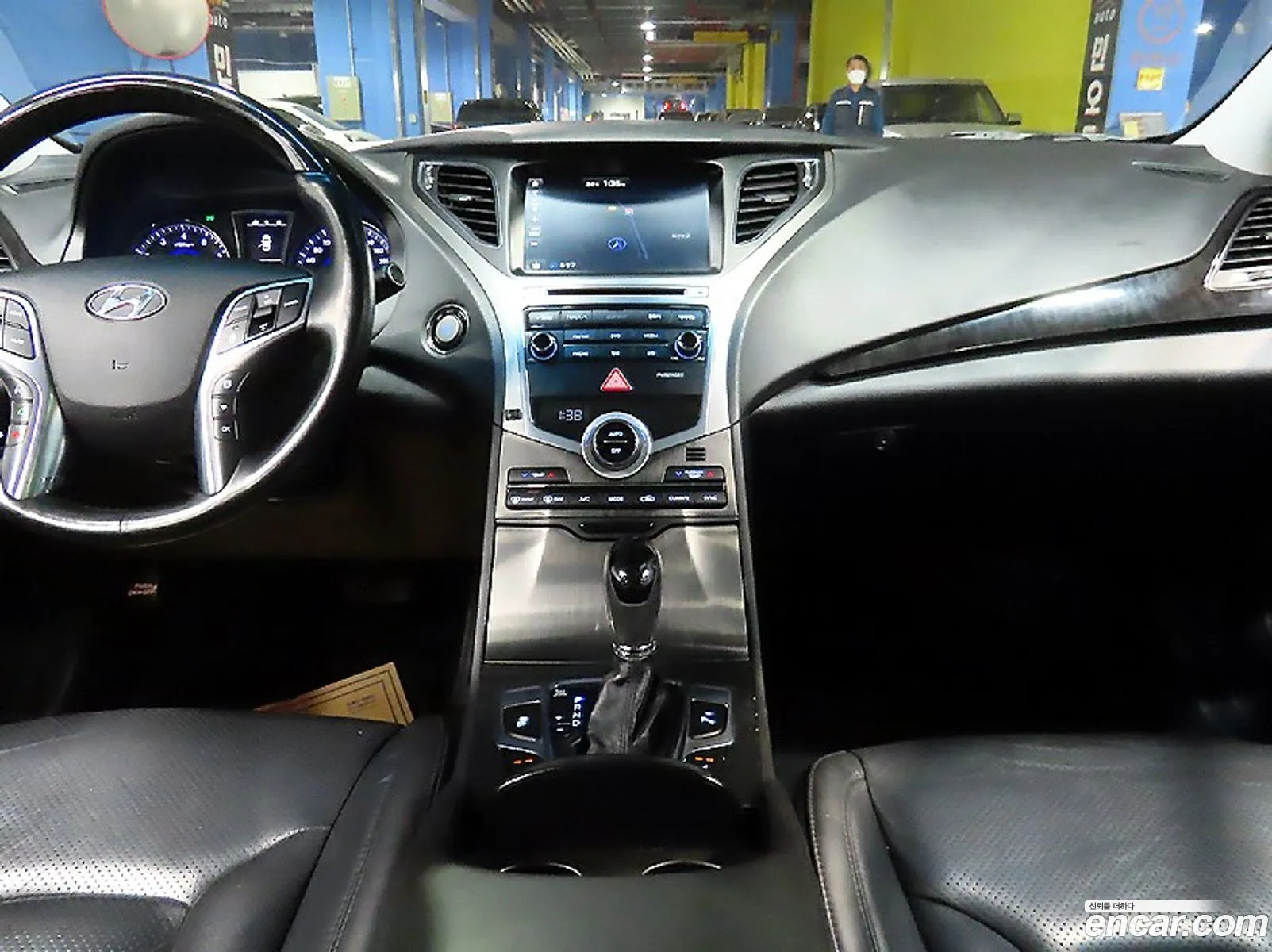 Hyundai Grandeur Hg240 Modern 2016 - фотография 14842541