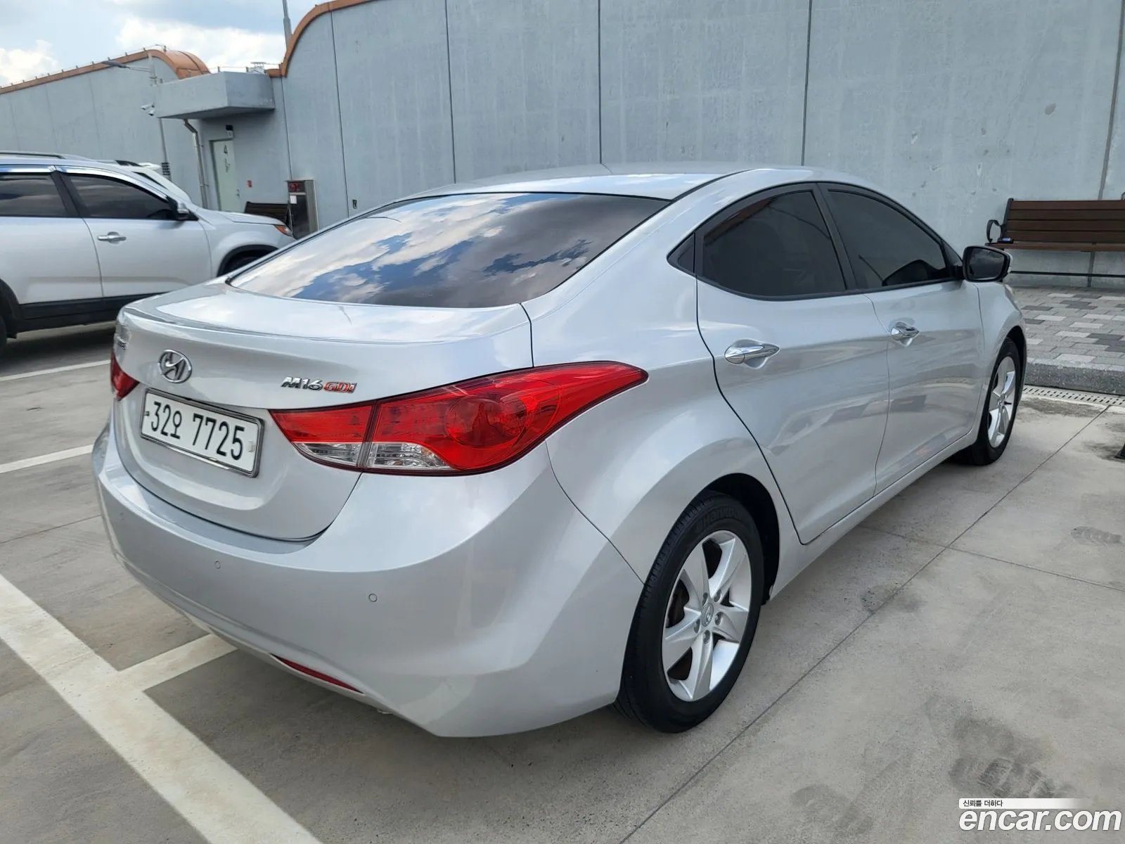Hyundai Avante V M16 Gdi Luxury 2010 - фотография 18991237