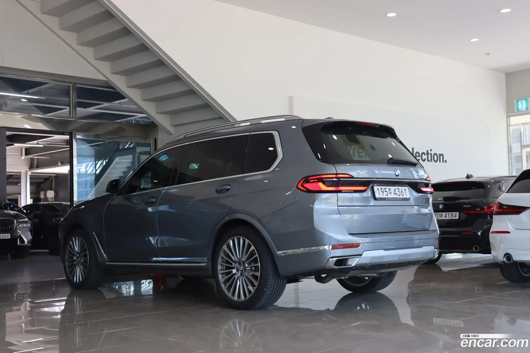 BMW X7 xDrive 40I Design Pure Excellence 6-Seater 2024 - фотография 1029477