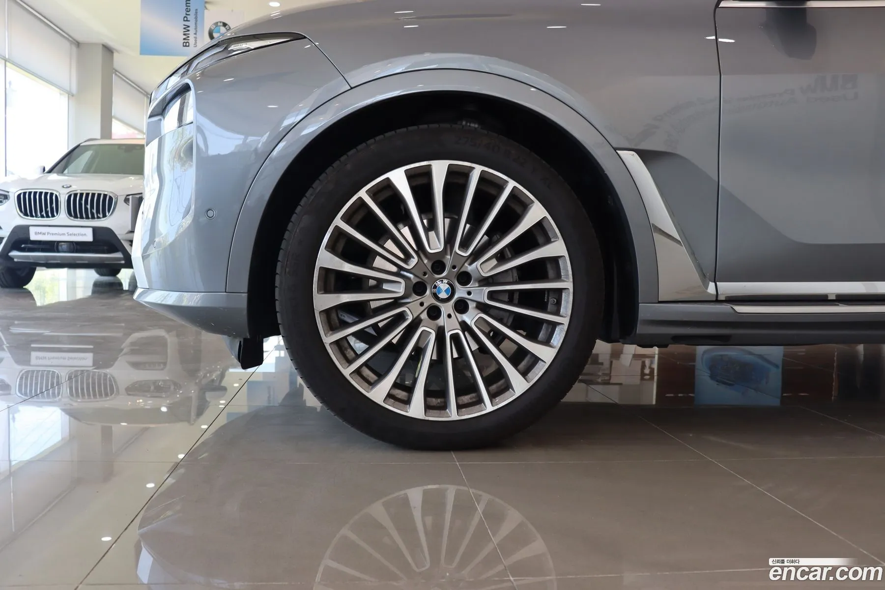 BMW X7 xDrive 40I Design Pure Excellence 6-Seater 2024 - фотография 1029480