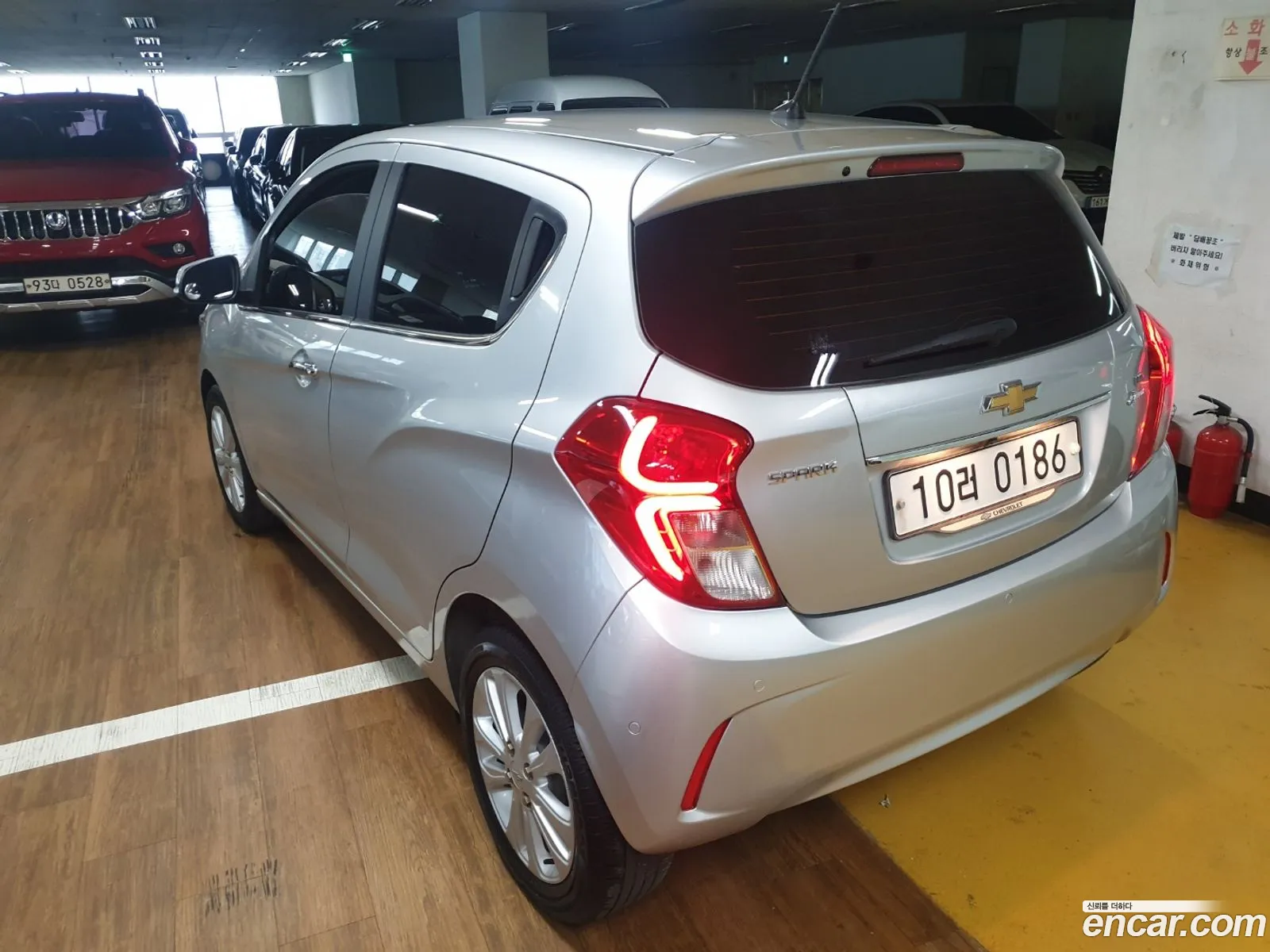 Chevrolet Spark Ltz 2016 - фотография 6738772