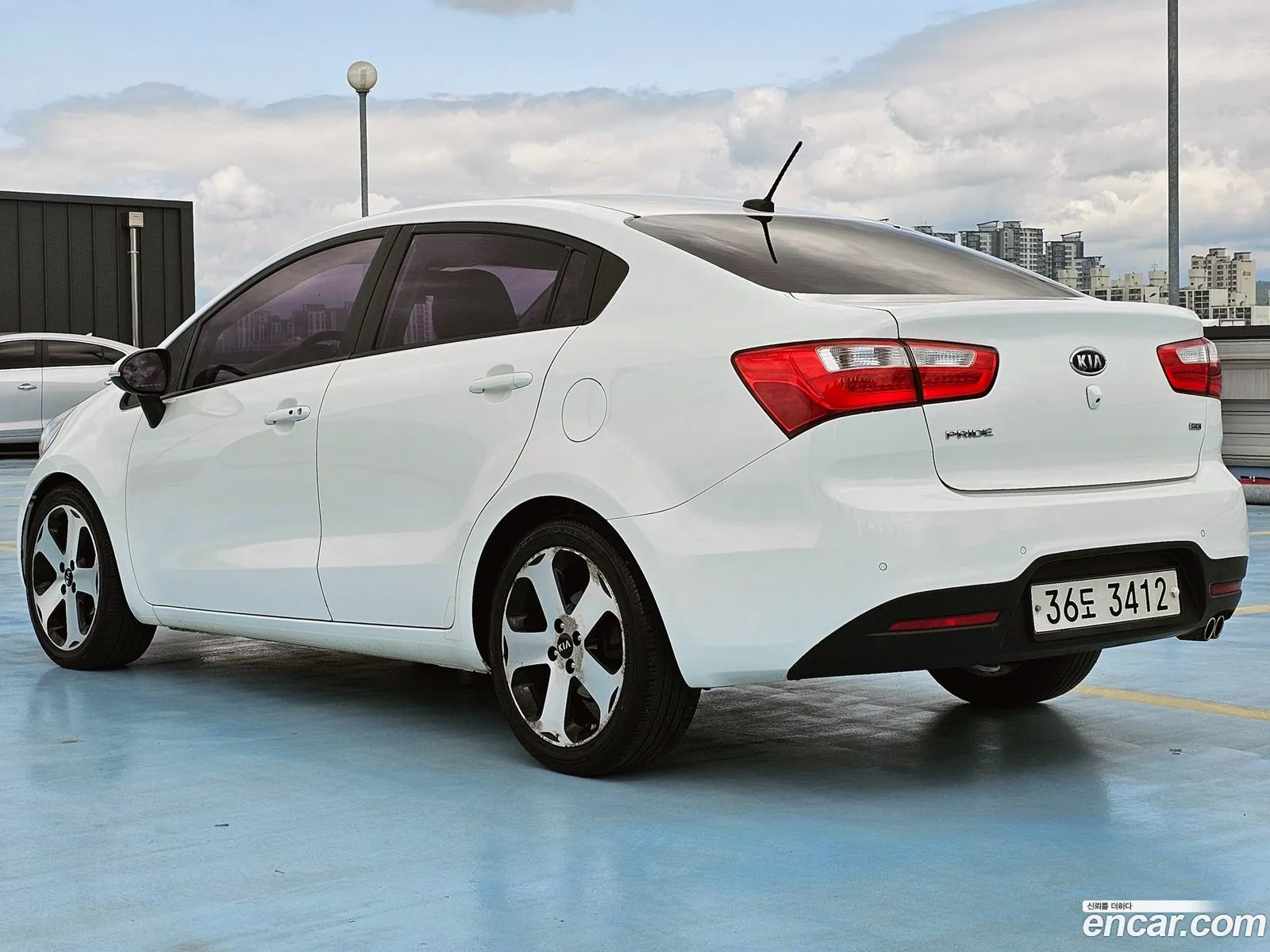 Kia Pride Iii 16 Gdi Sedan 2012 - фотография 19973039