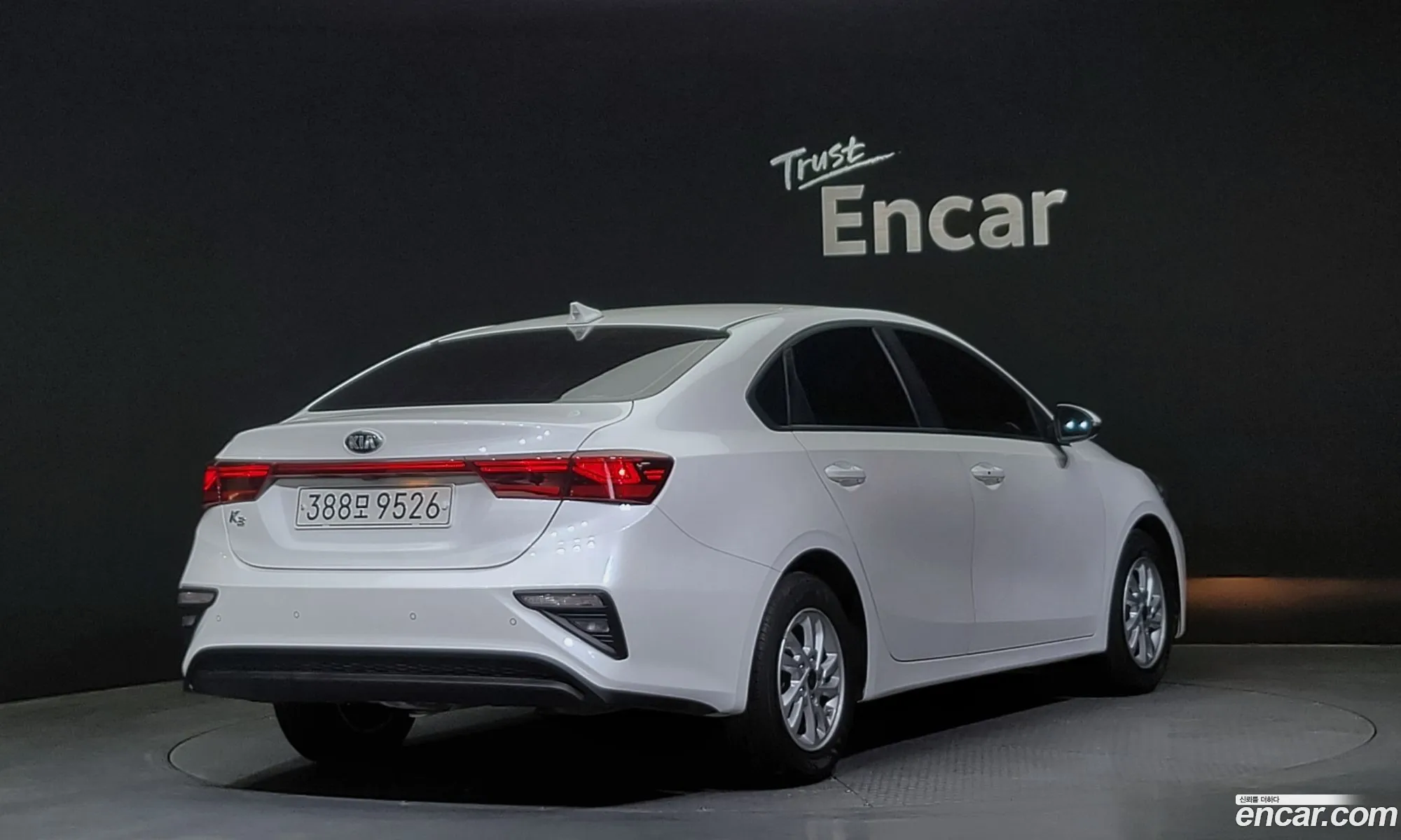 Kia K3 Luxury 2020 - фотография 12516118