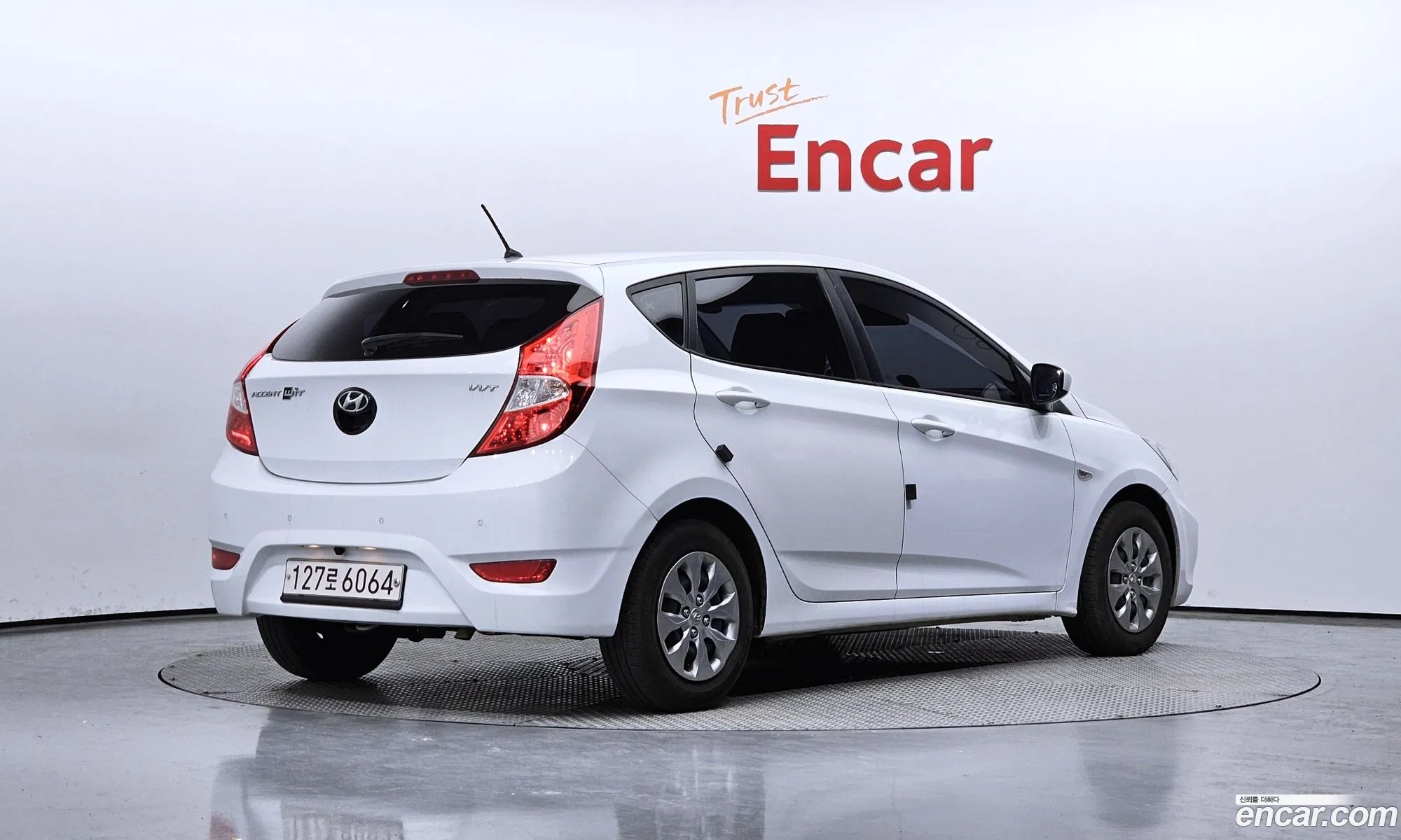 Hyundai Accent Wit 14 Vvt Smart 2017 - фотография 18364075
