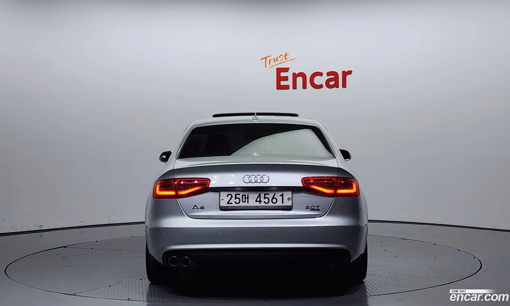 Audi A4 Iv B8 20 Tfsi Quattro Dynamic 2013 - фотография 520782
