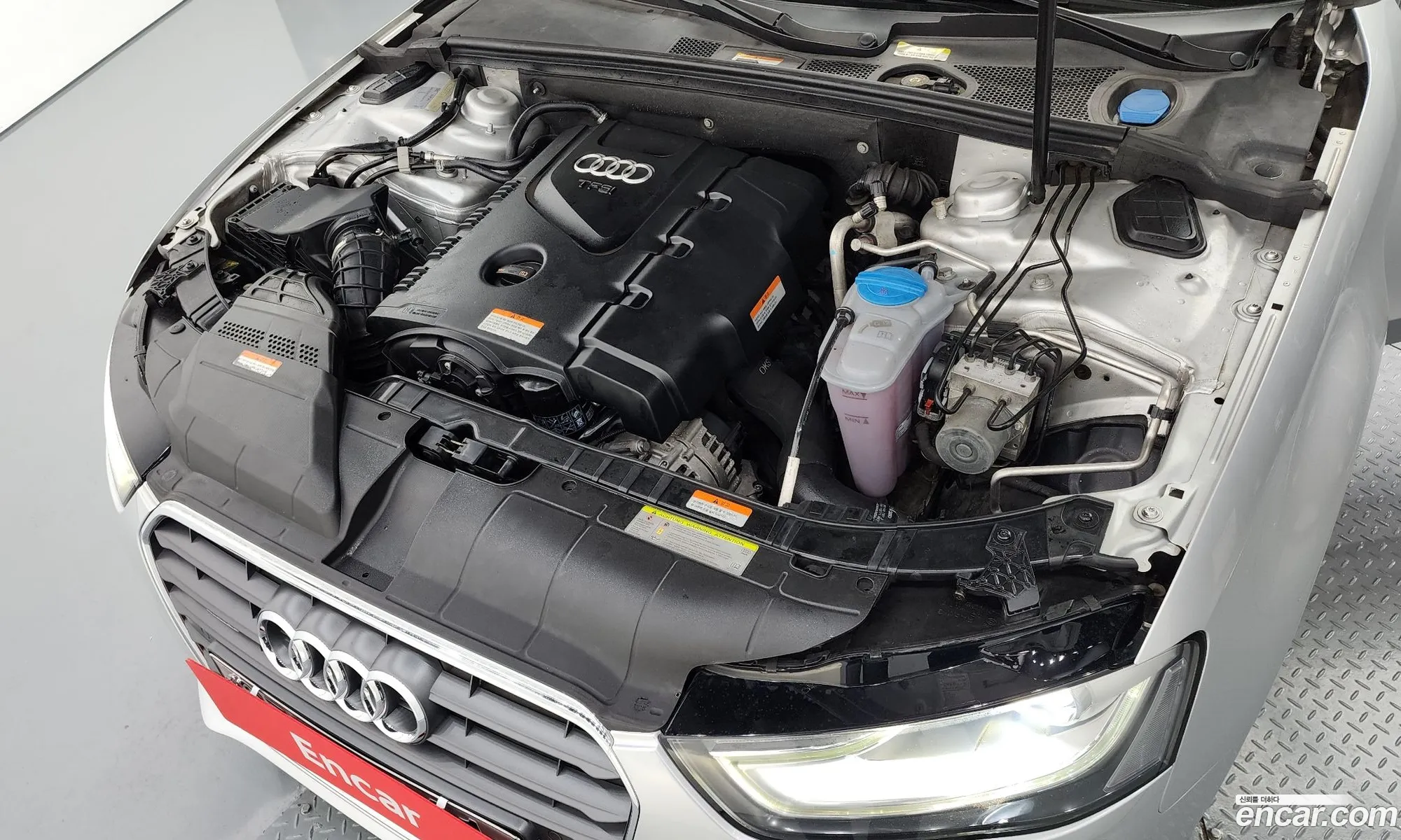 Audi A4 Iv B8 20 Tfsi Quattro Dynamic 2013 - фотография 520784