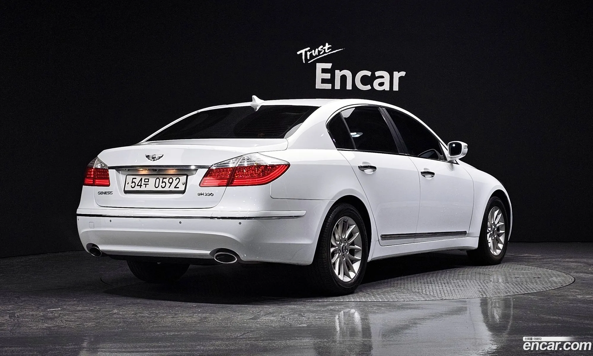 Hyundai Genesis I Bh330 Luxury 2010 - фотография 12032246