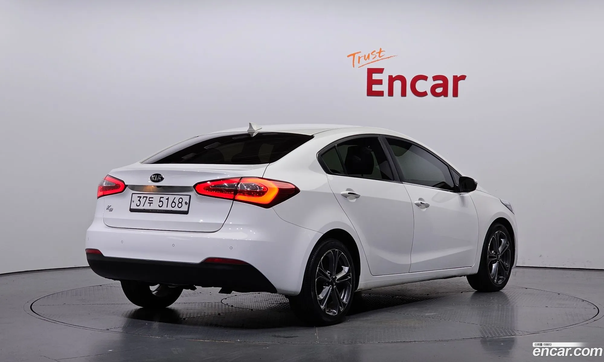 Kia K3 I Trendy 2015 - фотография 17507844