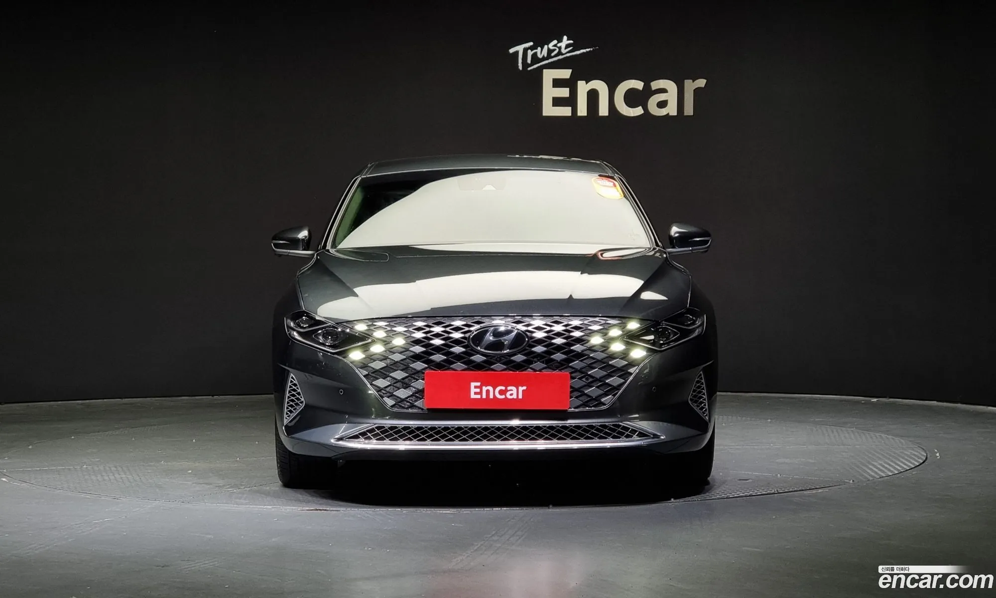 Hyundai Grandeur Vi Calligraphy 2022 - фотография 11793657