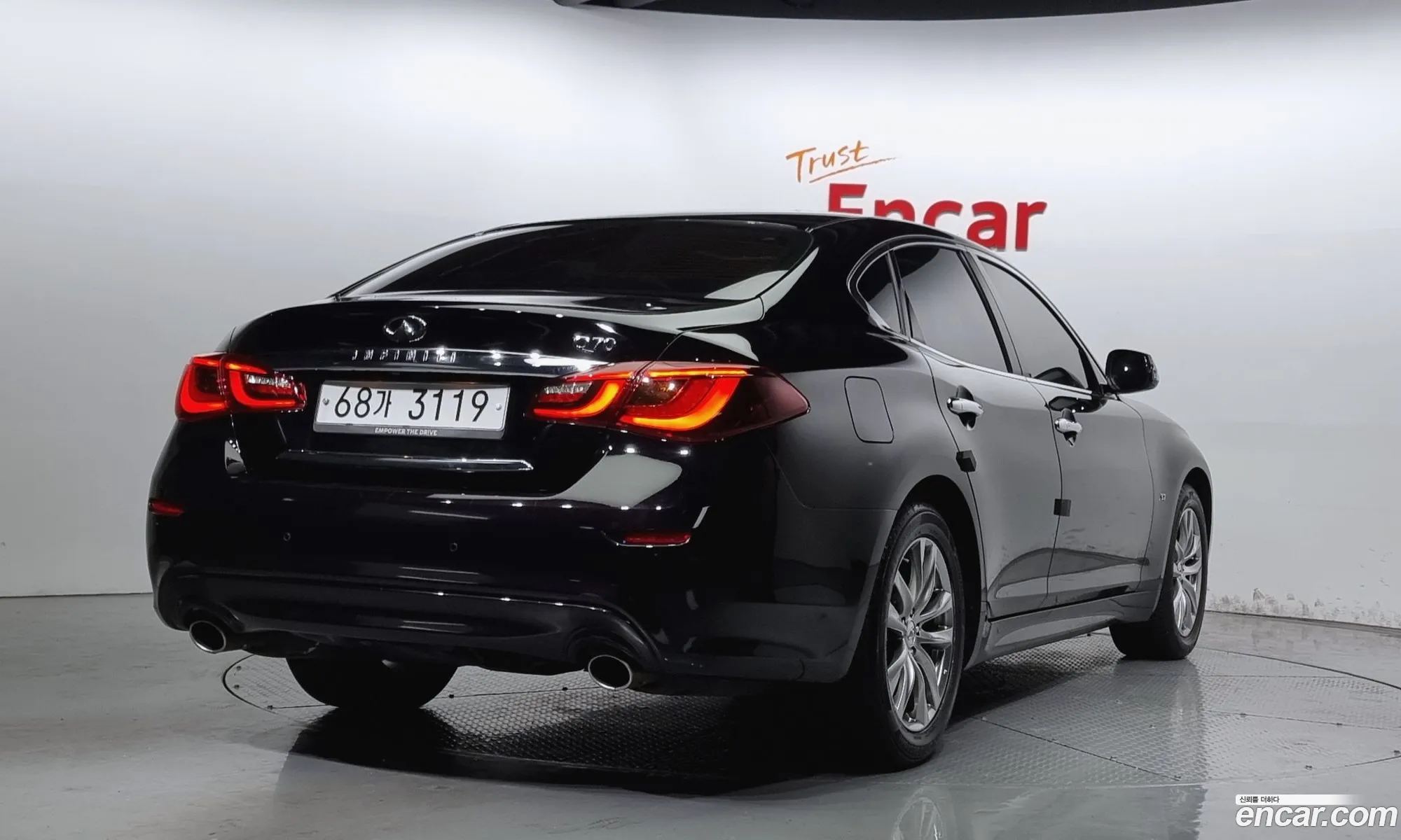 Infiniti Q70 I 37 Style 2017 - фотография 3982431