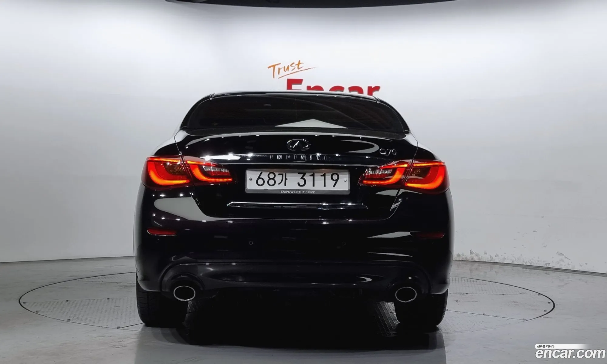 Infiniti Q70 I 37 Style 2017 - фотография 3982433