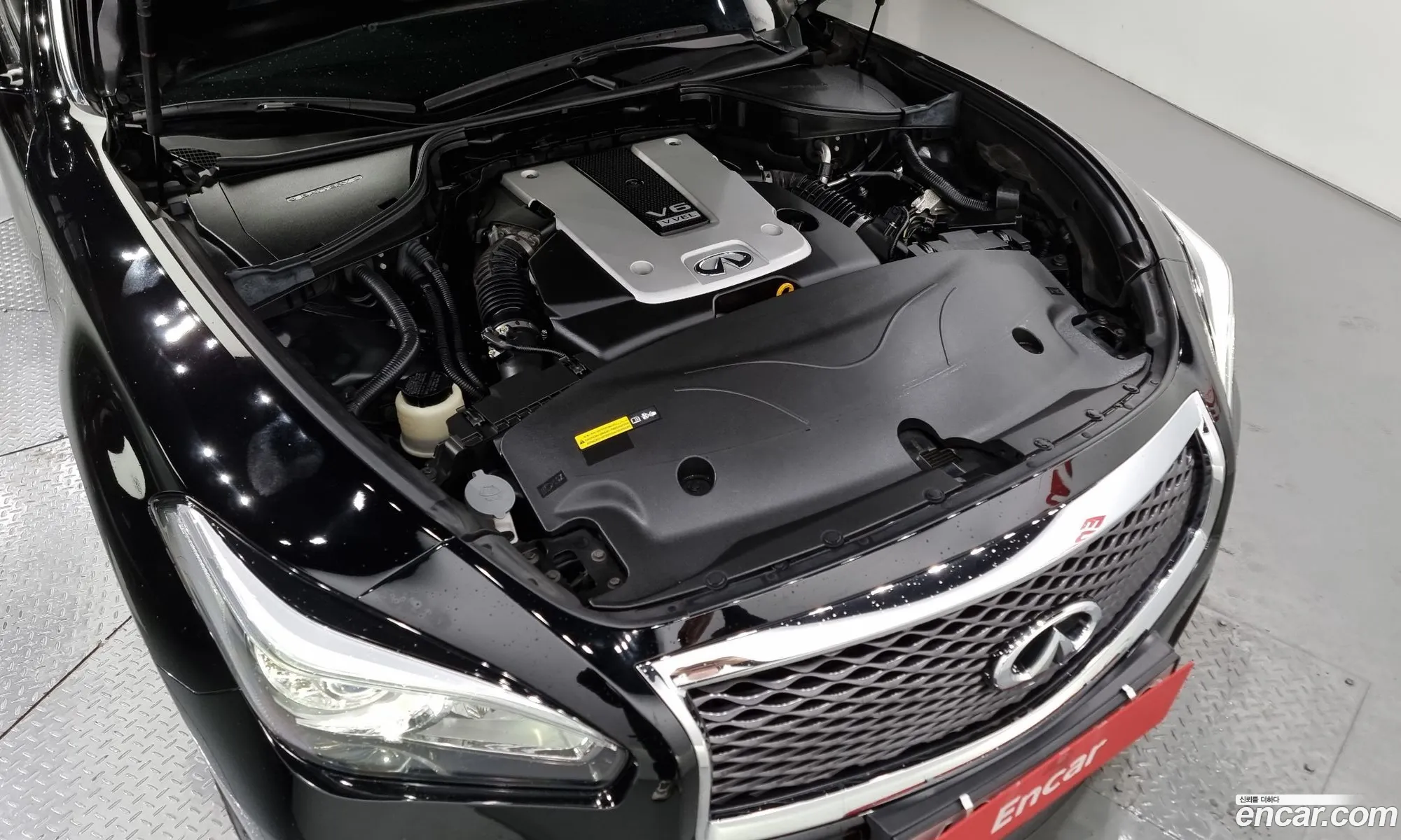 Infiniti Q70 I 37 Style 2017 - фотография 3982435