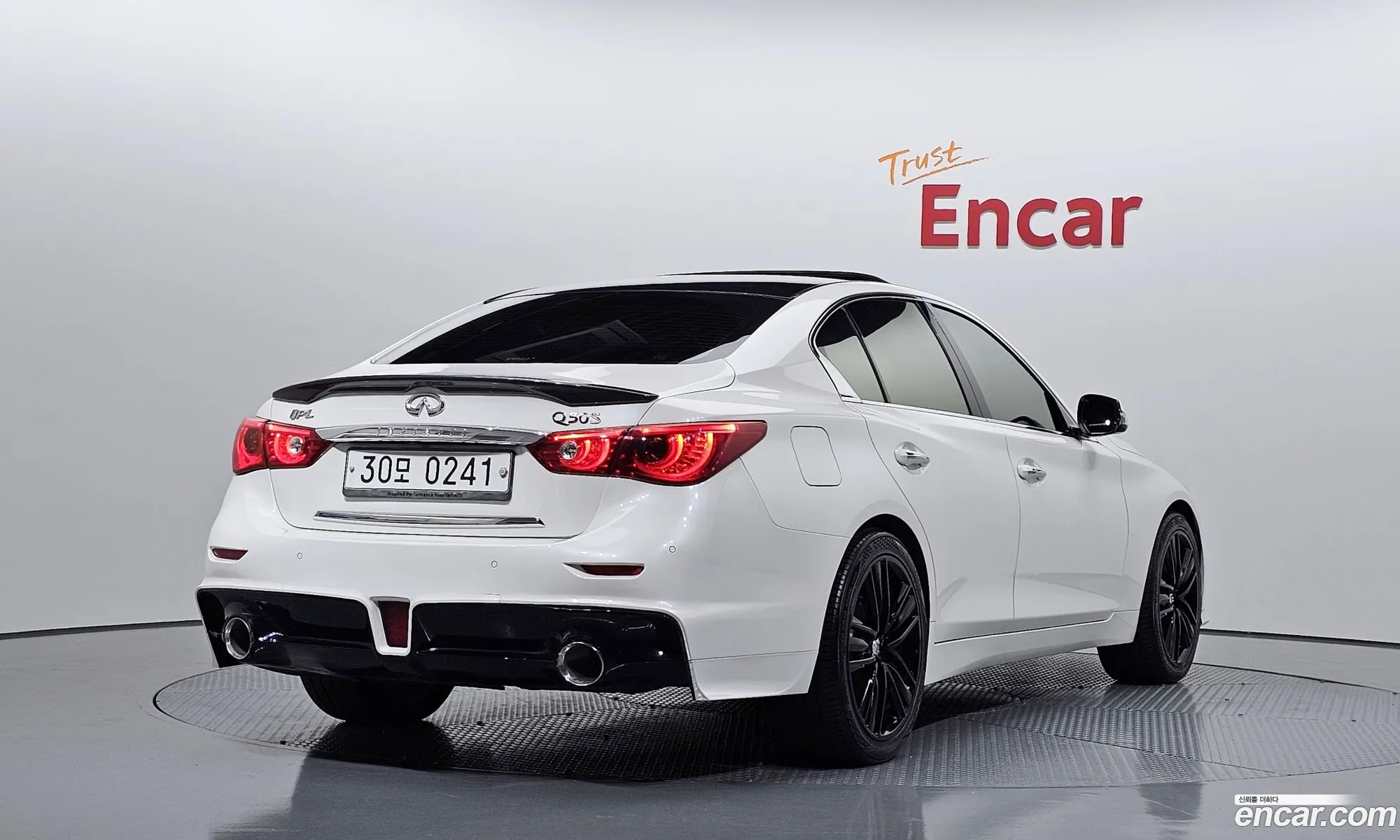 Infiniti Q50 22D Premium 2016 - фотография 3800280