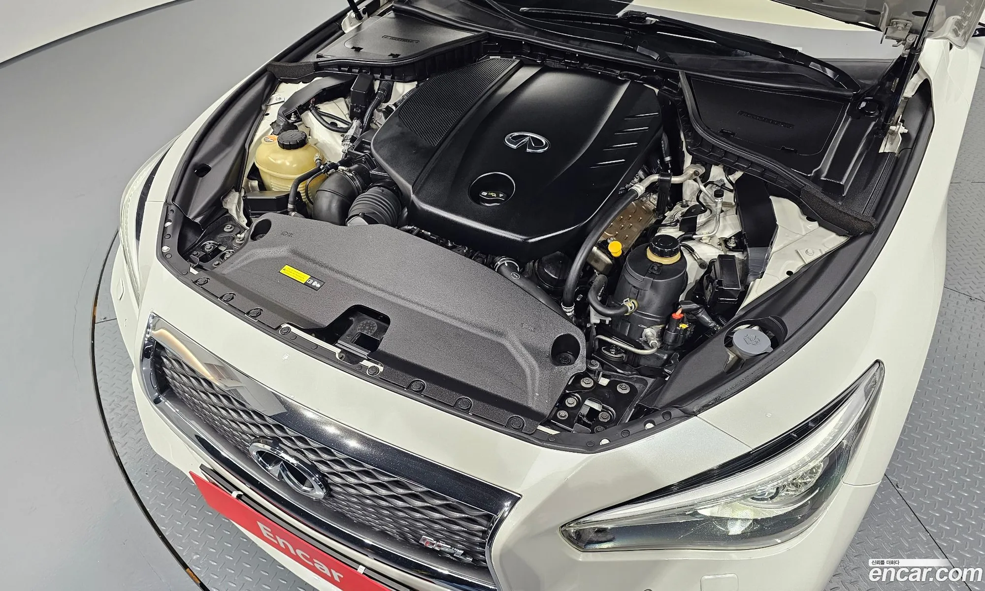 Infiniti Q50 22D Premium 2016 - фотография 3800284