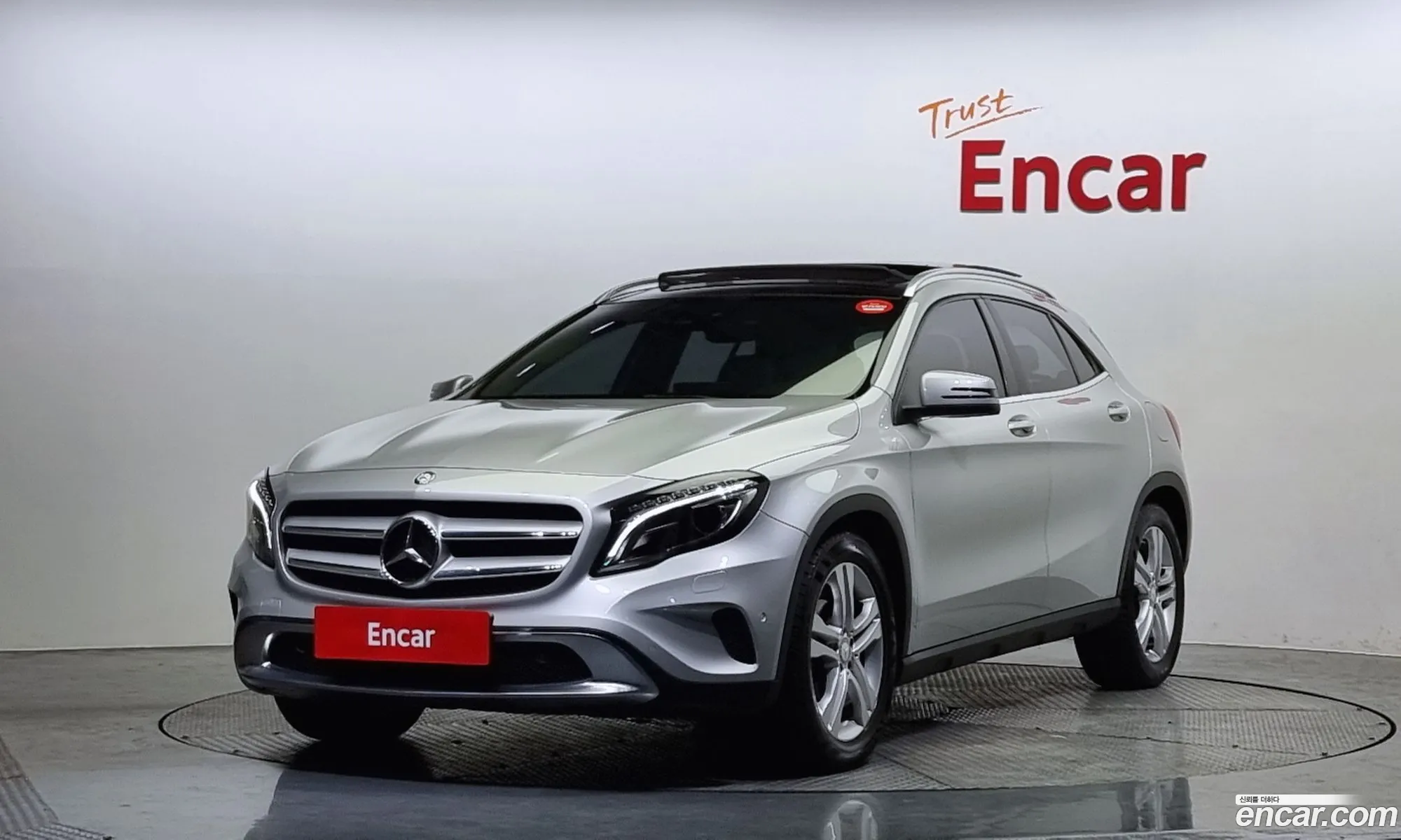 Mercedes-Benz Gla-Klasse Gla200 D 4Matic 2016 - фотография 12093017