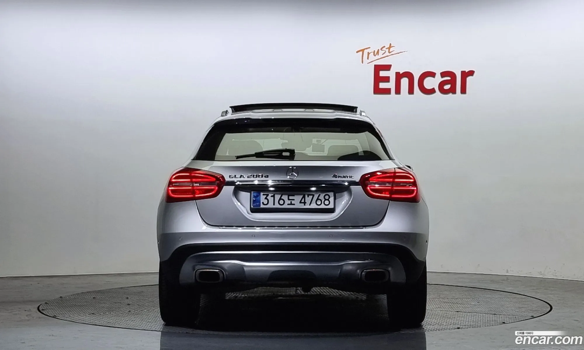 Mercedes-Benz Gla-Klasse Gla200 D 4Matic 2016 - фотография 12093020
