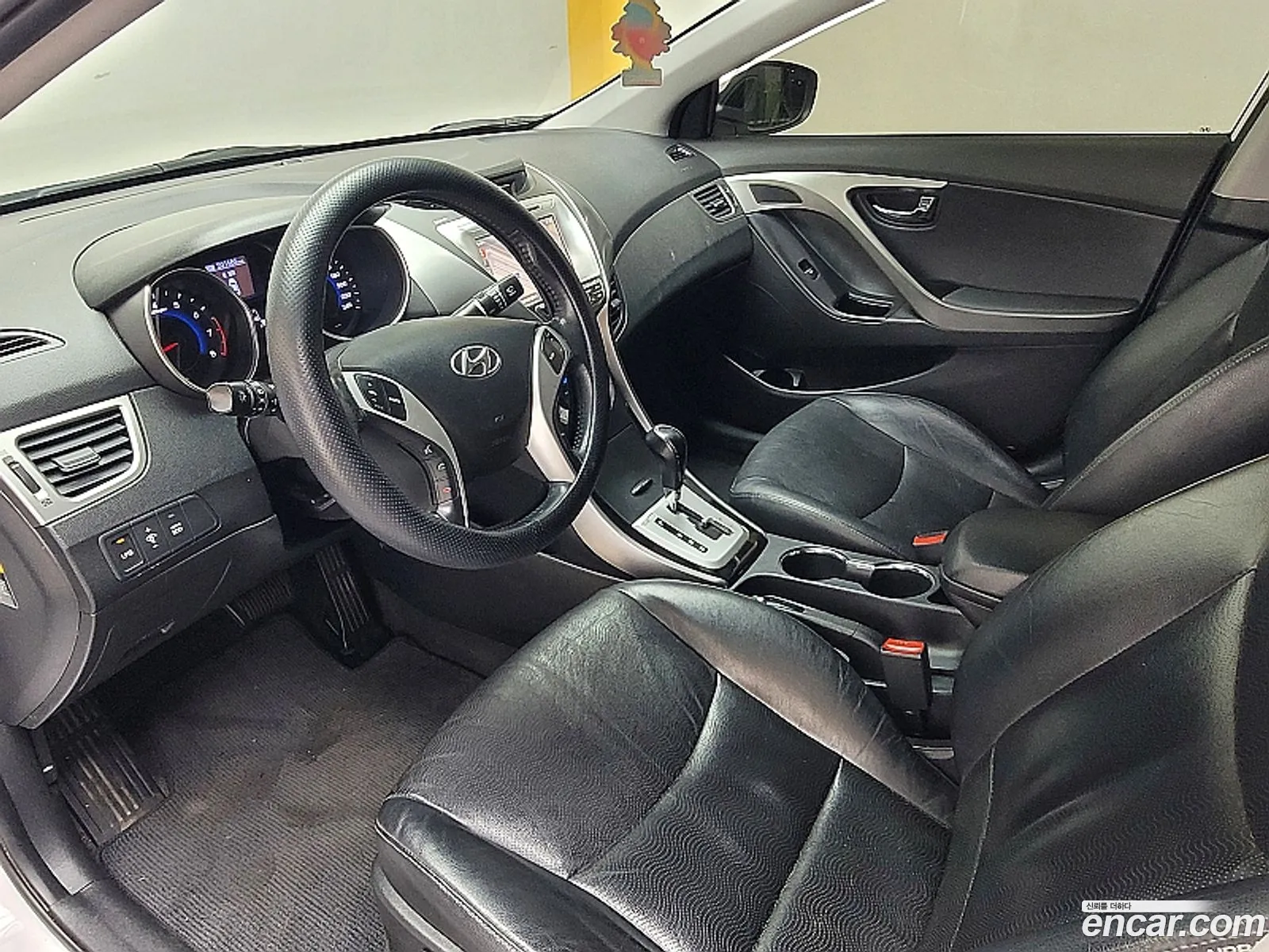 Hyundai Avante V Lpi M16 Premier 2012 - фотография 18019011
