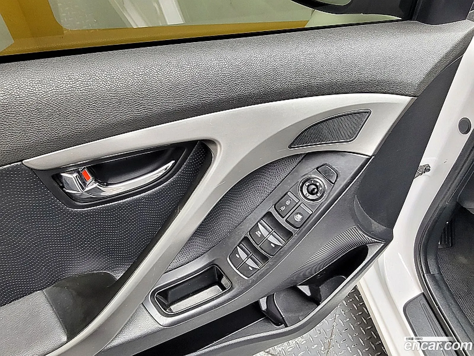 Hyundai Avante V Lpi M16 Premier 2012 - фотография 18019012