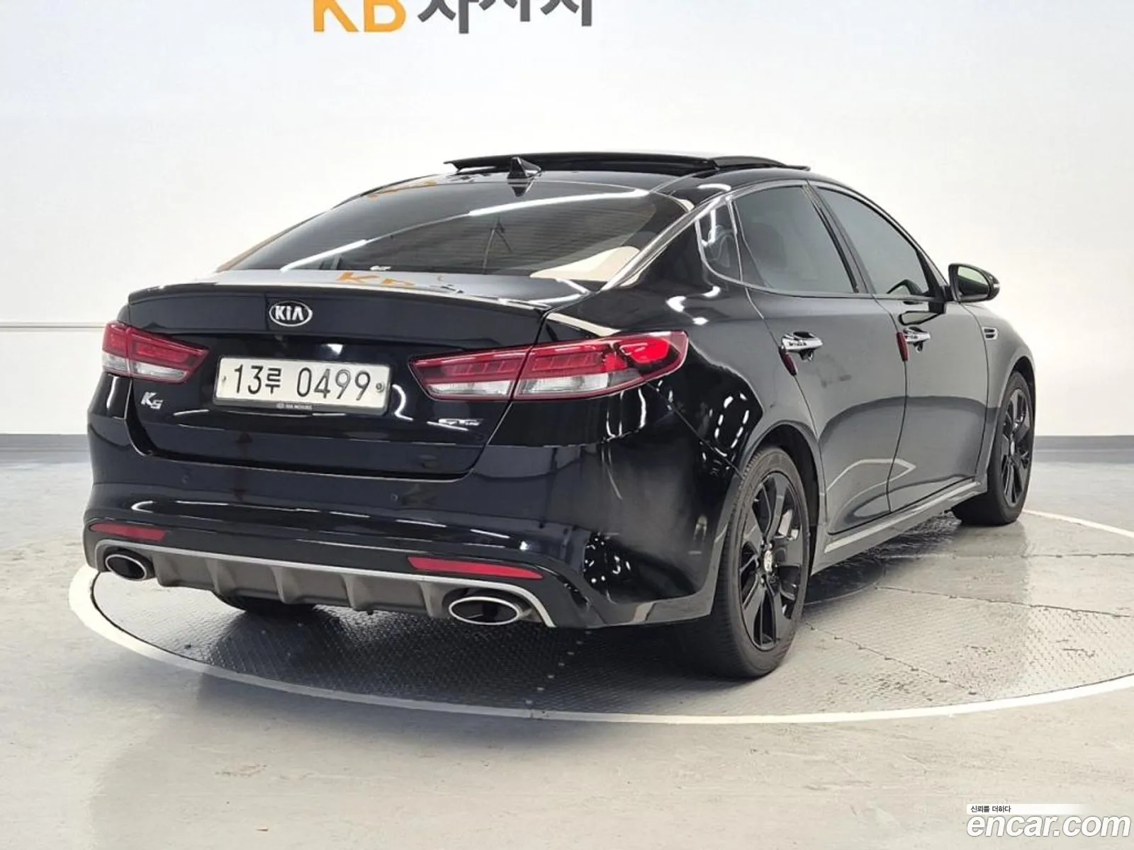 Kia K5 Ii 16 Turbo Sx 2017 - фотография 12445637
