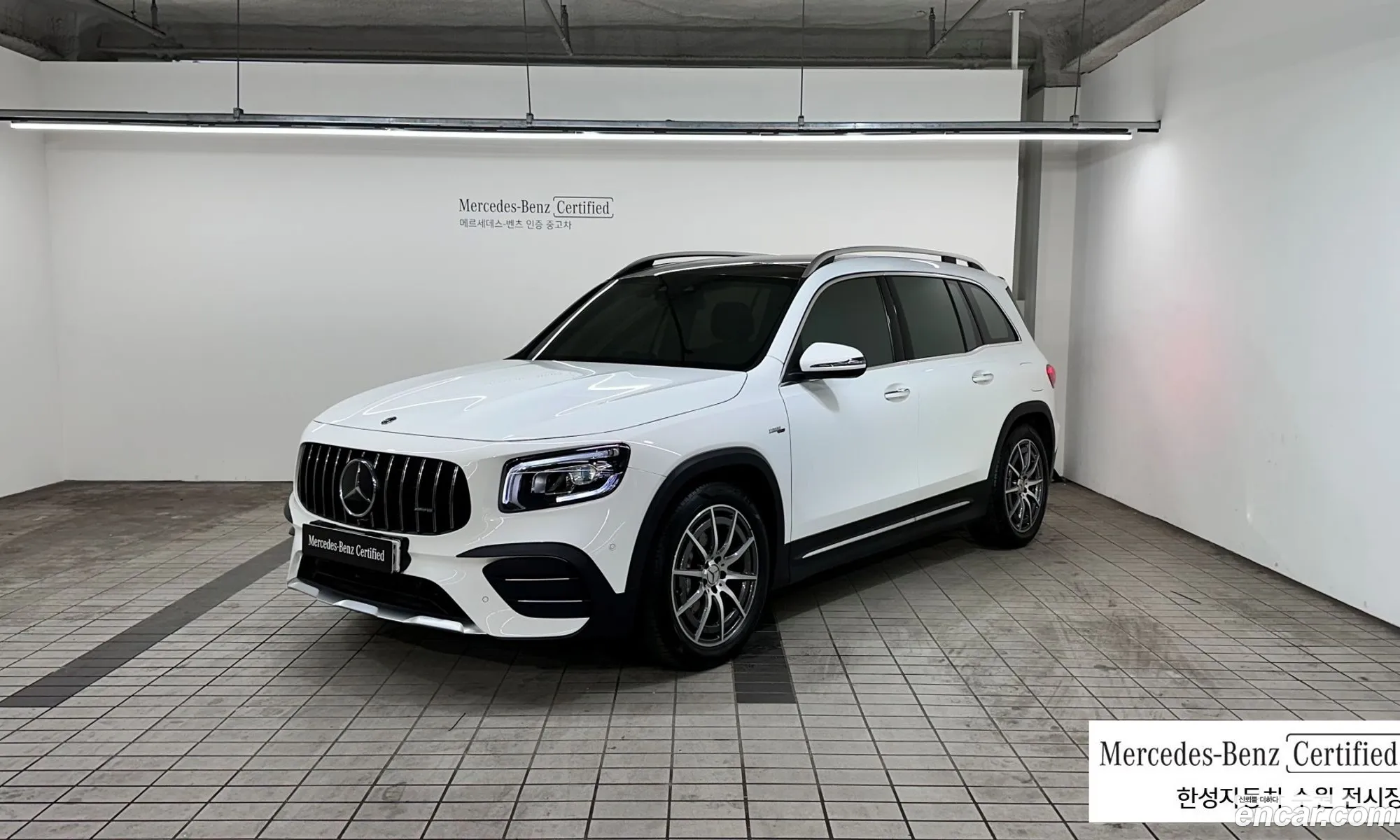 Mercedes-Benz Glb Amg Glb35 4Matic 2023 - фотография 12884468