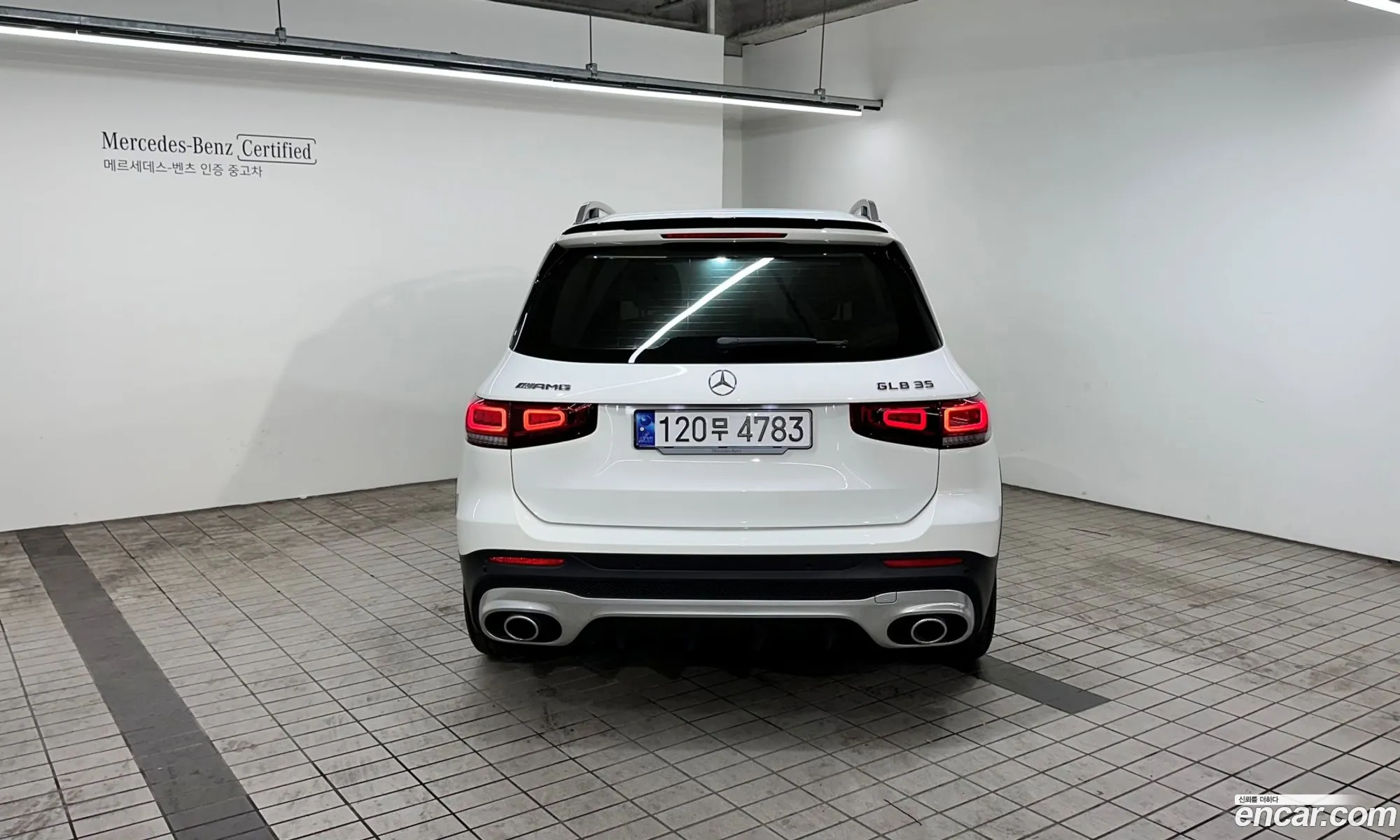 Mercedes-Benz Glb Amg Glb35 4Matic 2023 - фотография 12884470