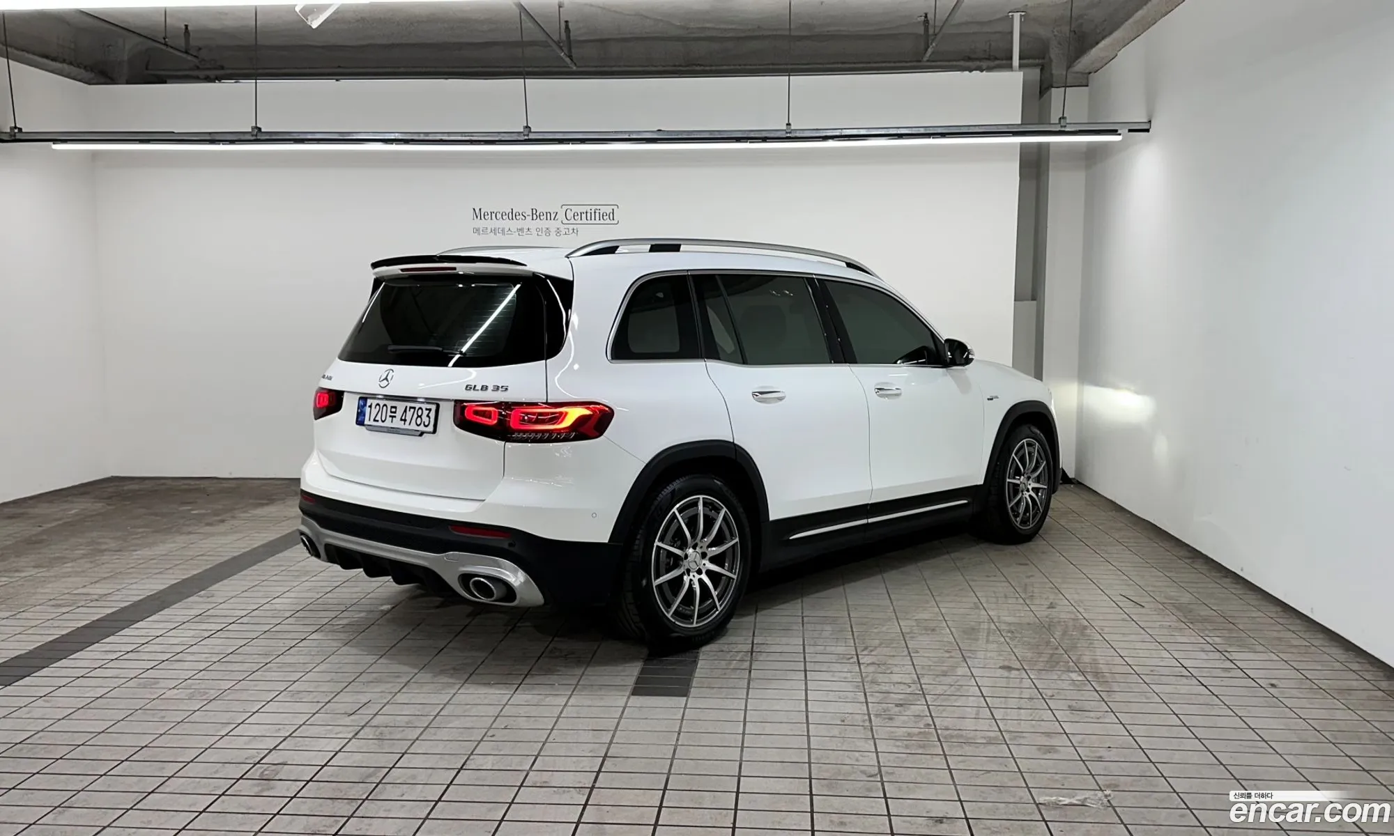 Mercedes-Benz Glb Amg Glb35 4Matic 2023 - фотография 12884471