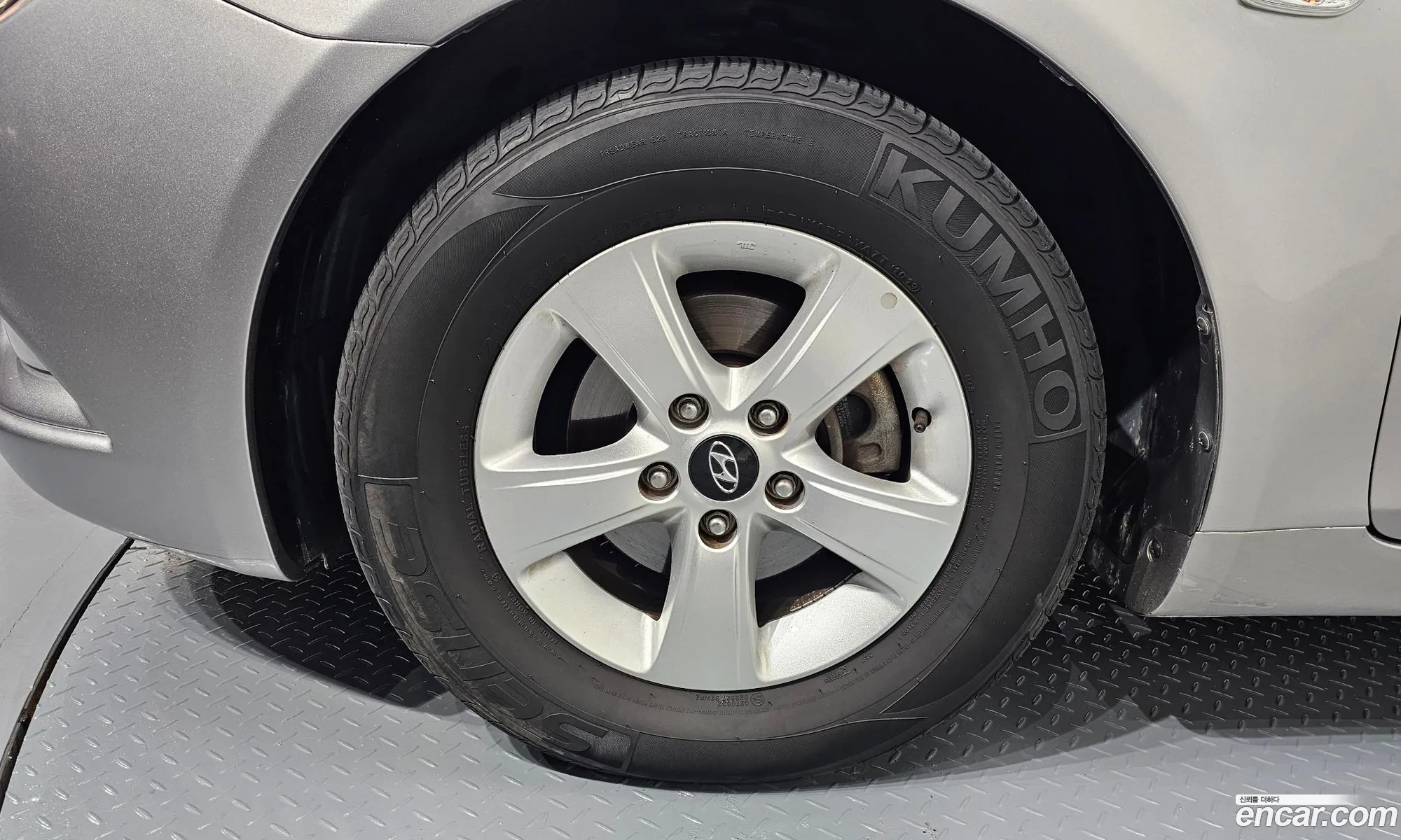 Hyundai Sonata Lpi Deluxe 2011 - фотография 12814531