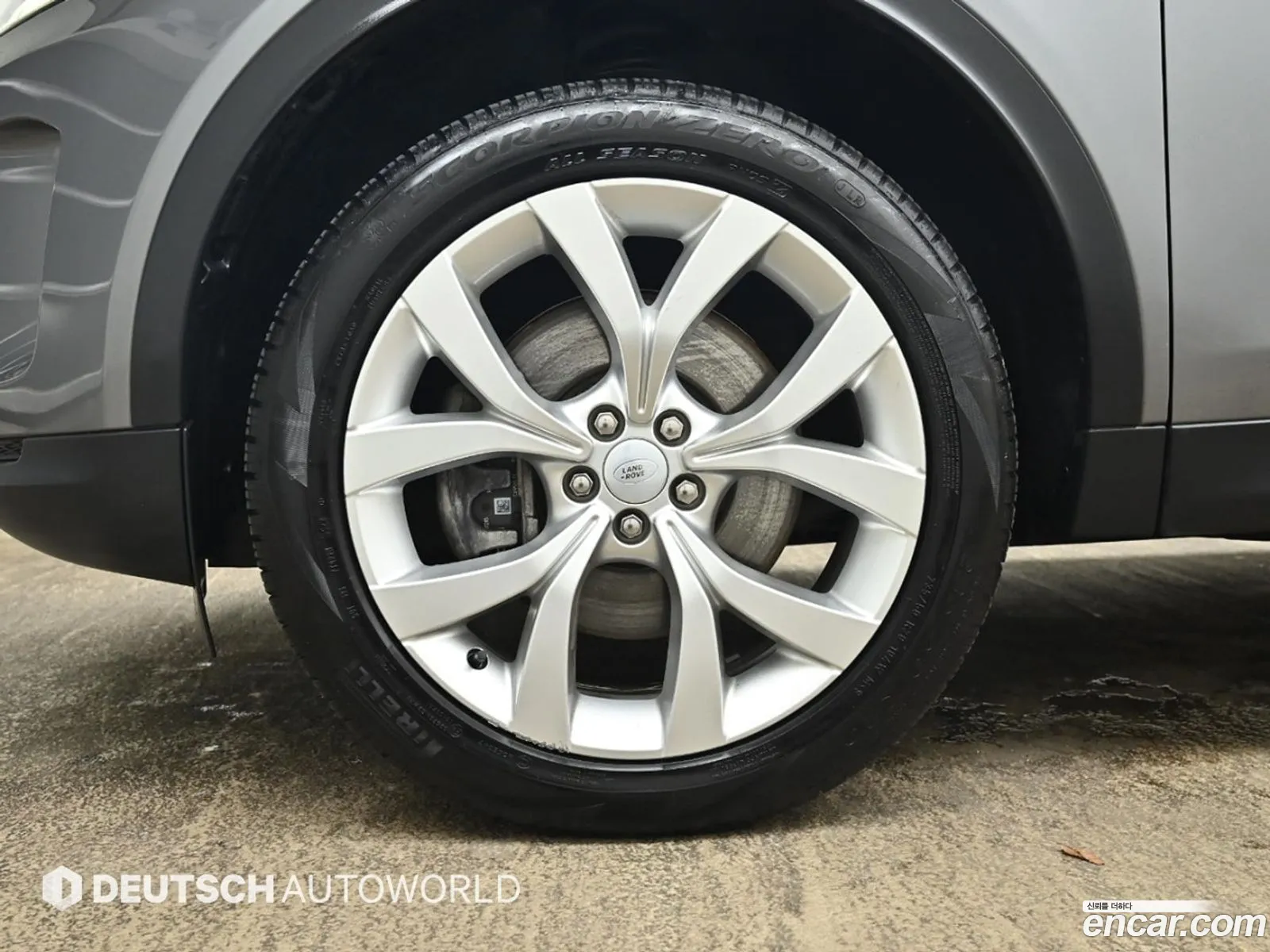 Land Rover Discovery Sport P250Se 2023 - фотография 7373762