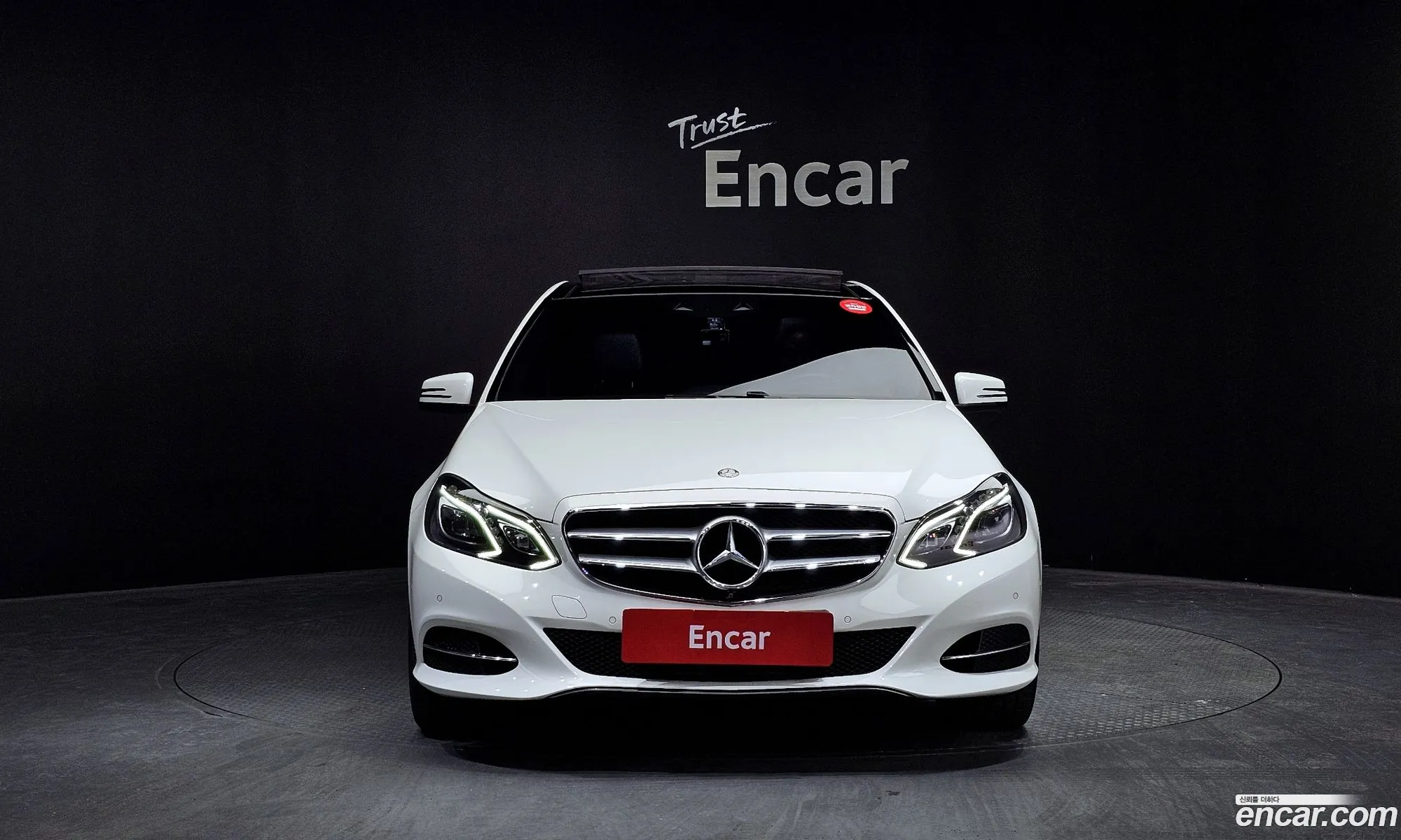 Mercedes-Benz E-Klasse E250 Bluetec 4Matic Avant Garde 2015 - фотография 14177759