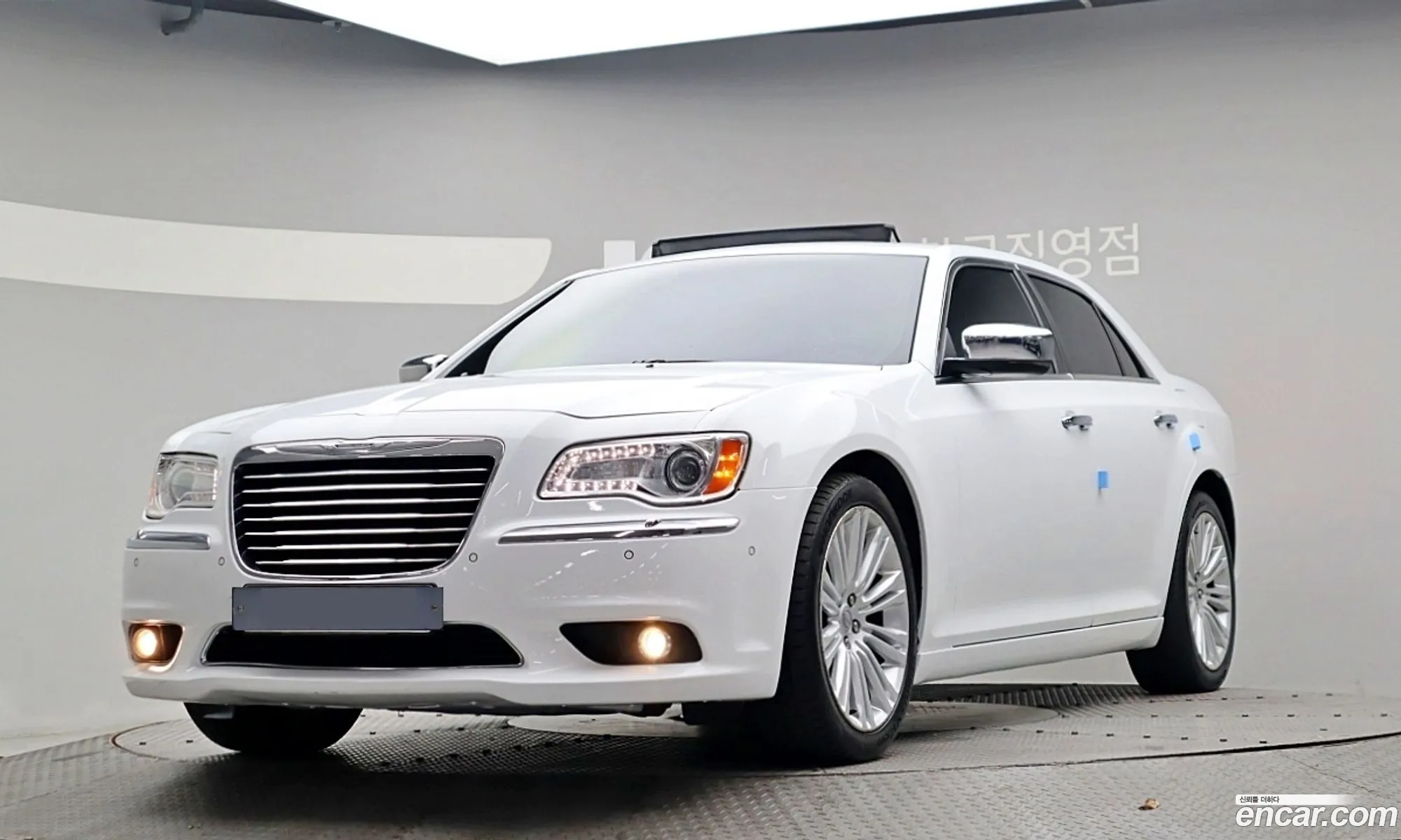 Chrysler 300C Ii 36 2014 - фотография 3524418