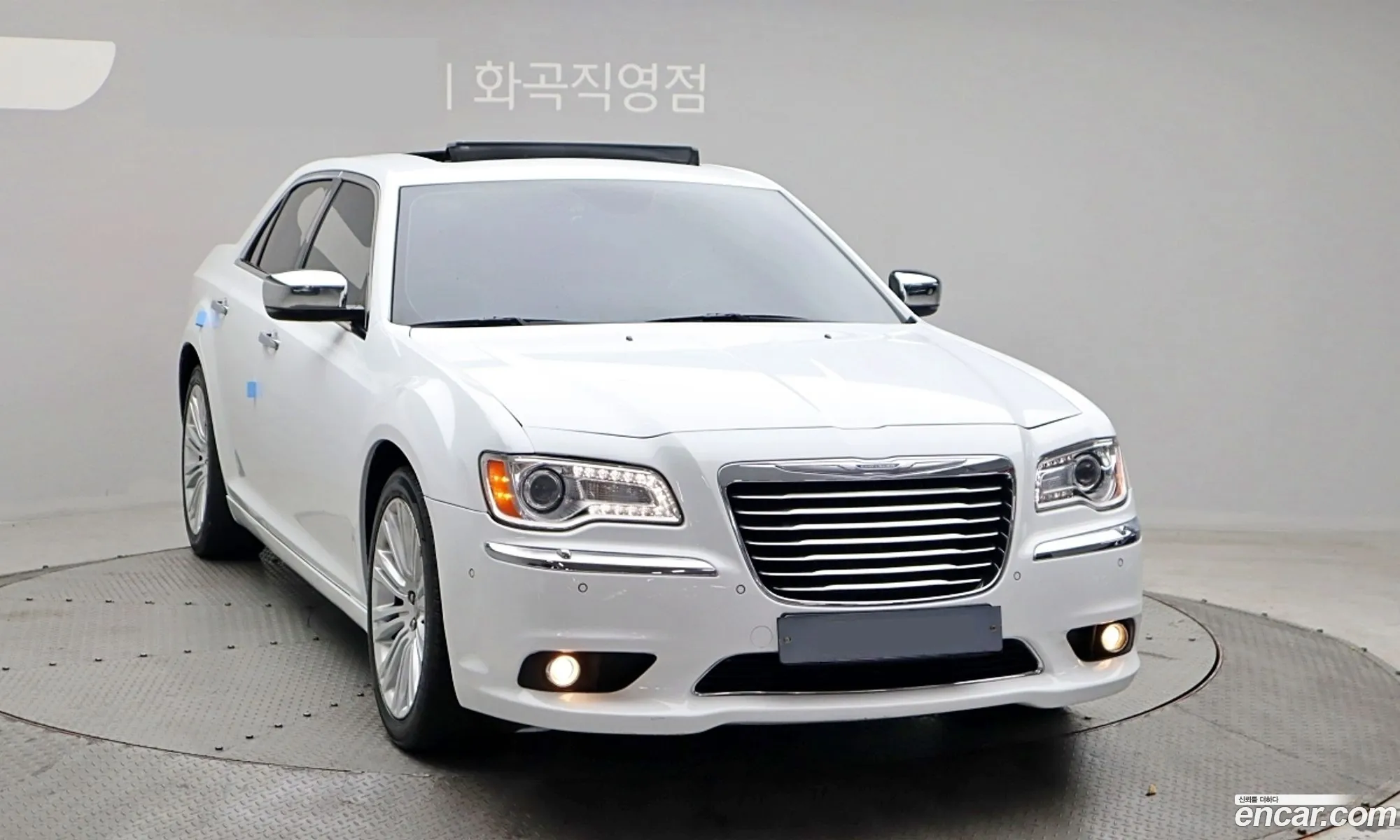 Chrysler 300C Ii 36 2014 - фотография 3524420