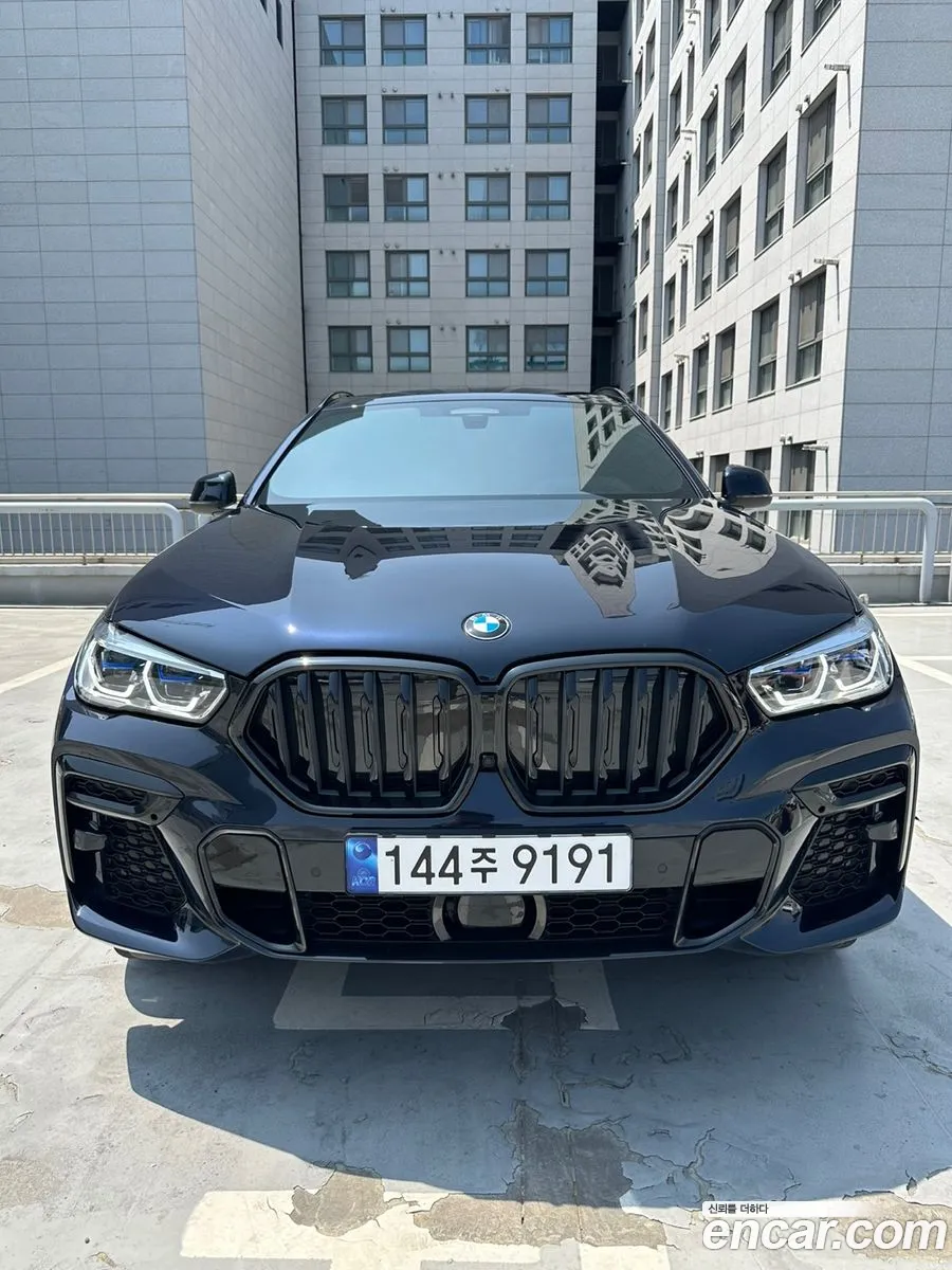 BMW X6 xDrive40I M Sports 2023 - фотография 13131120