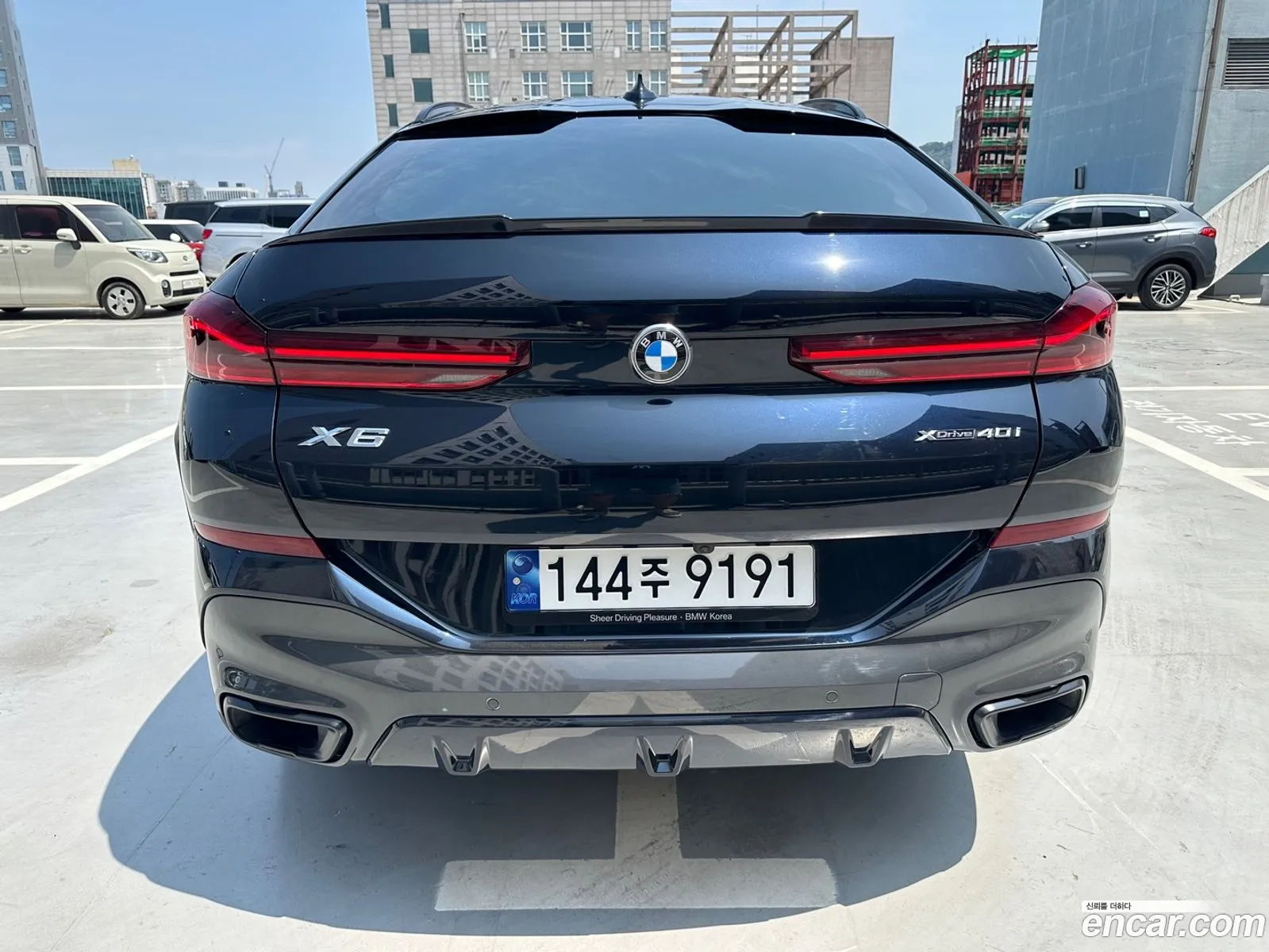BMW X6 xDrive40I M Sports 2023 - фотография 13131121