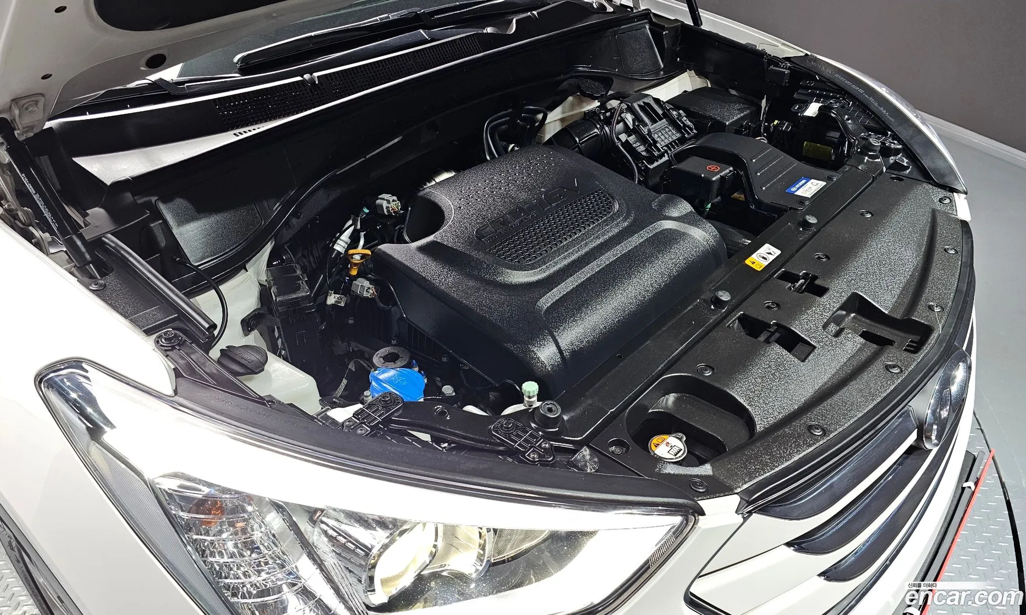 Hyundai Santa Fe Iii Diesel E-Vgt 20 2Wd Exclusive 2015 - фотография 15947419