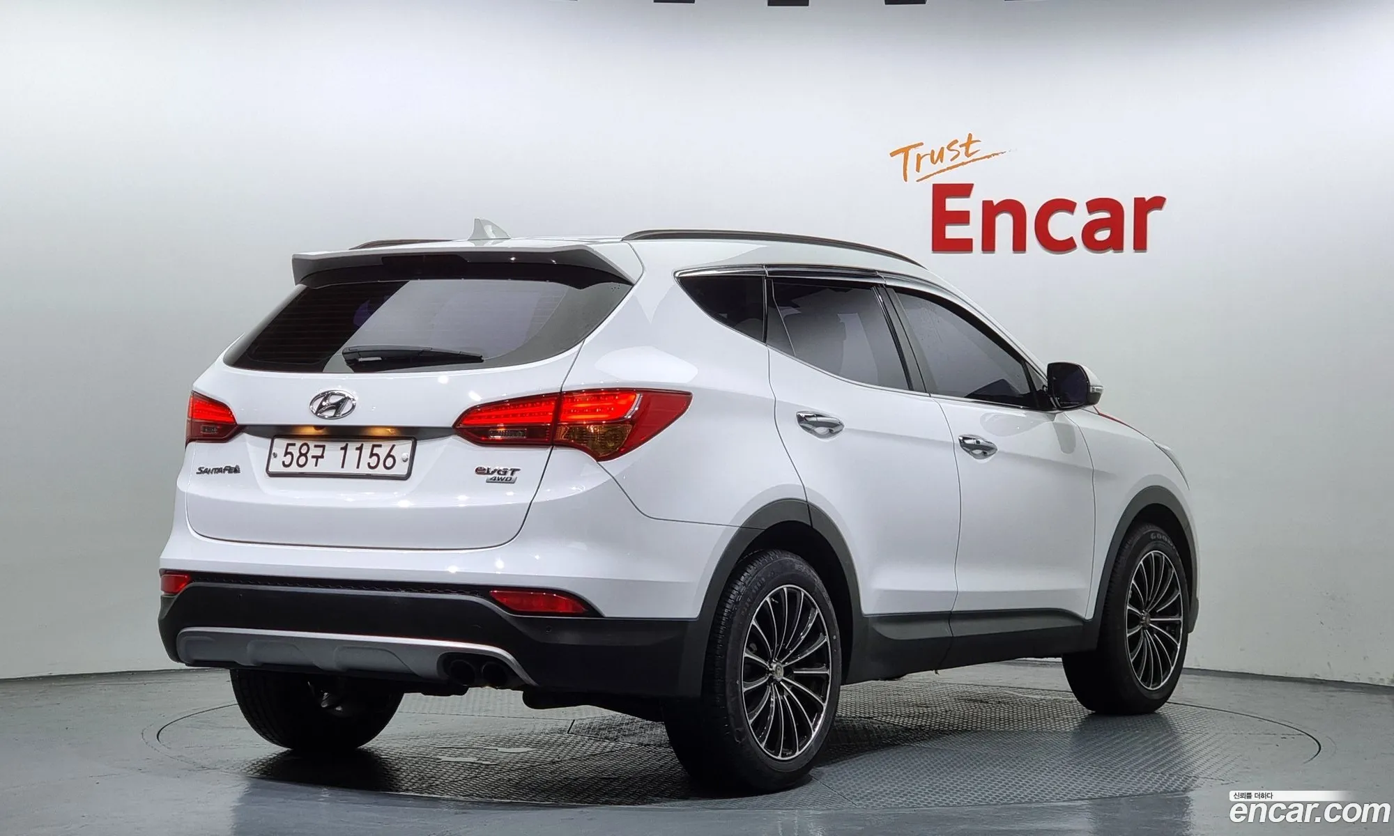 Hyundai Santa Fe Iii Diesel E-Vgt 20 4Wd Exclusive 2015 - фотография 18019704