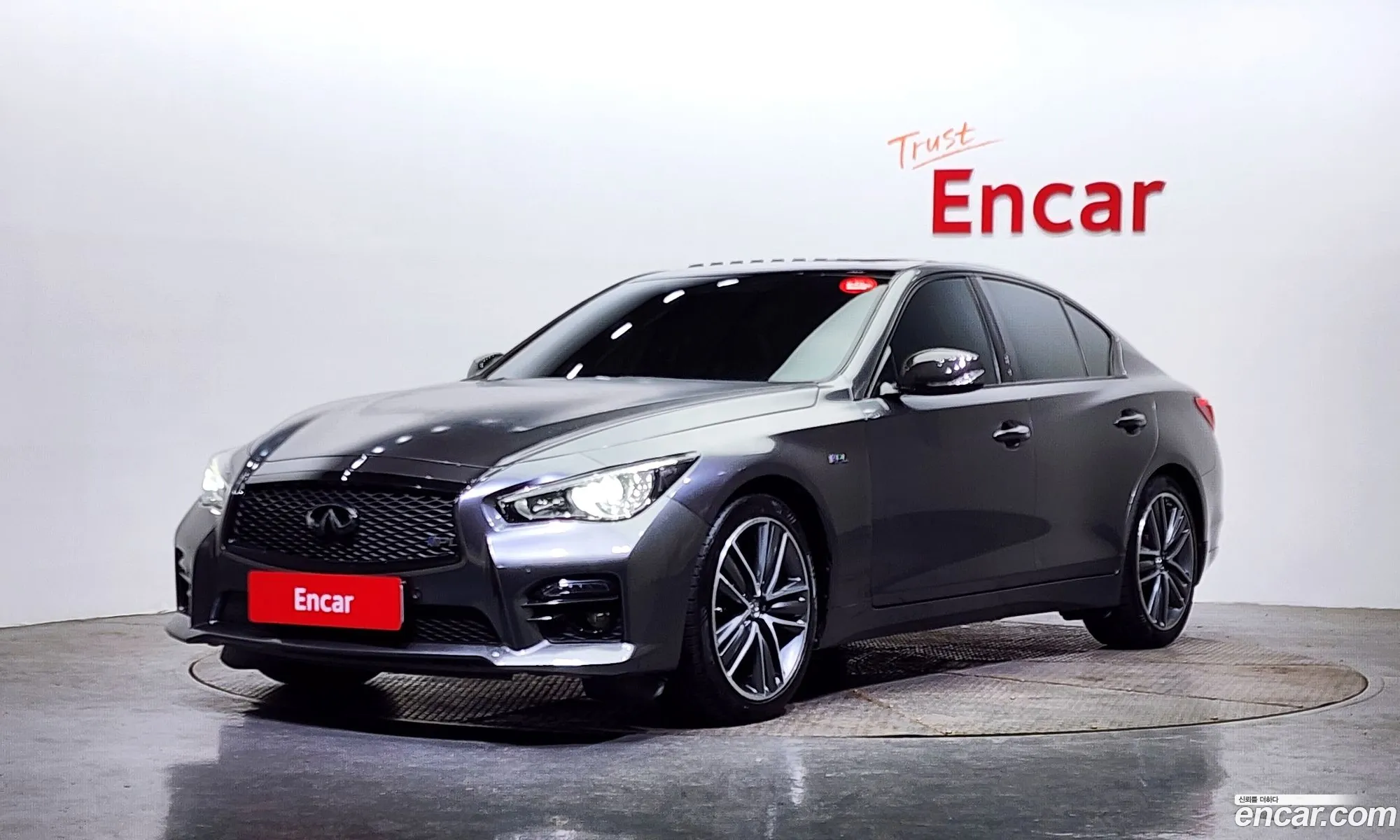 Infiniti Q50 22D Premium 2014 - фотография 3992219