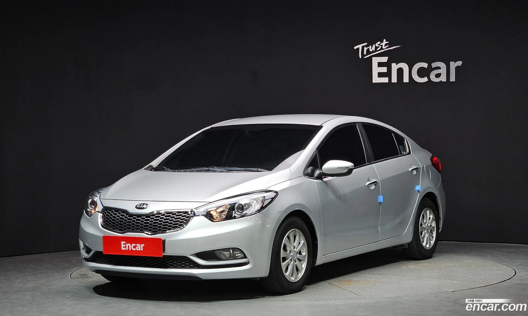 Kia K3 I Luxury 2015 - фотография 14537908