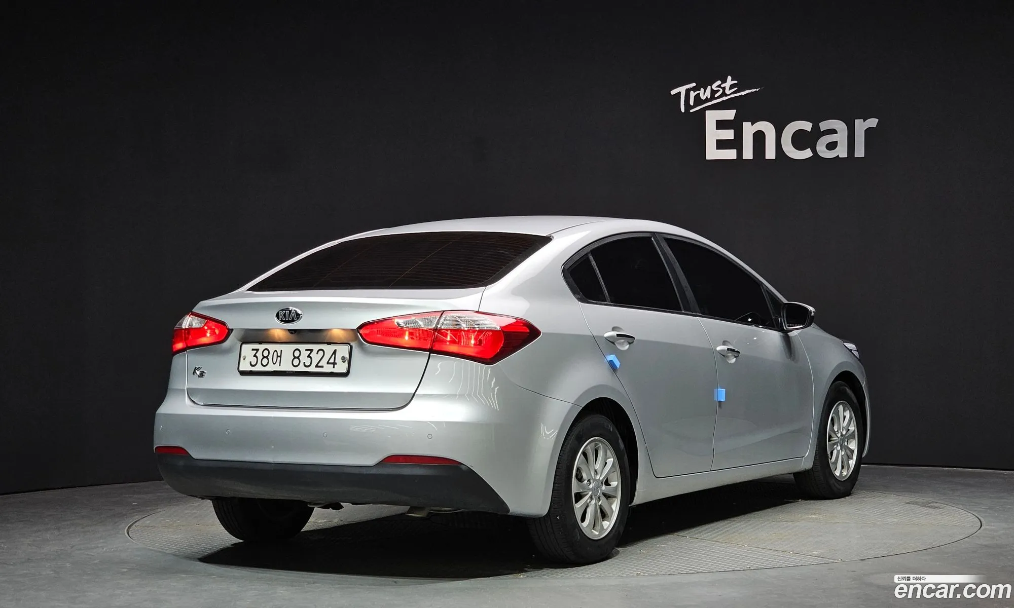 Kia K3 I Luxury 2015 - фотография 14537909