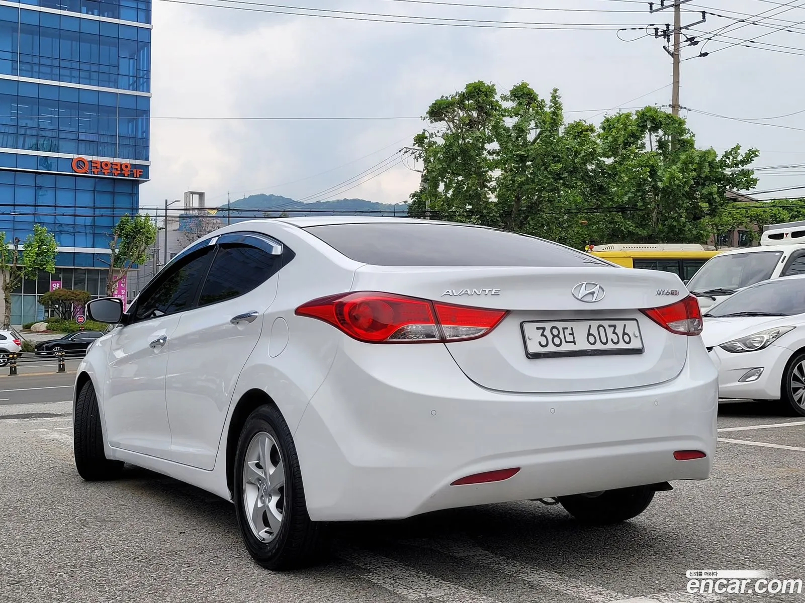 Hyundai Avante V M16 Gdi Luxury 2011 - фотография 14153661
