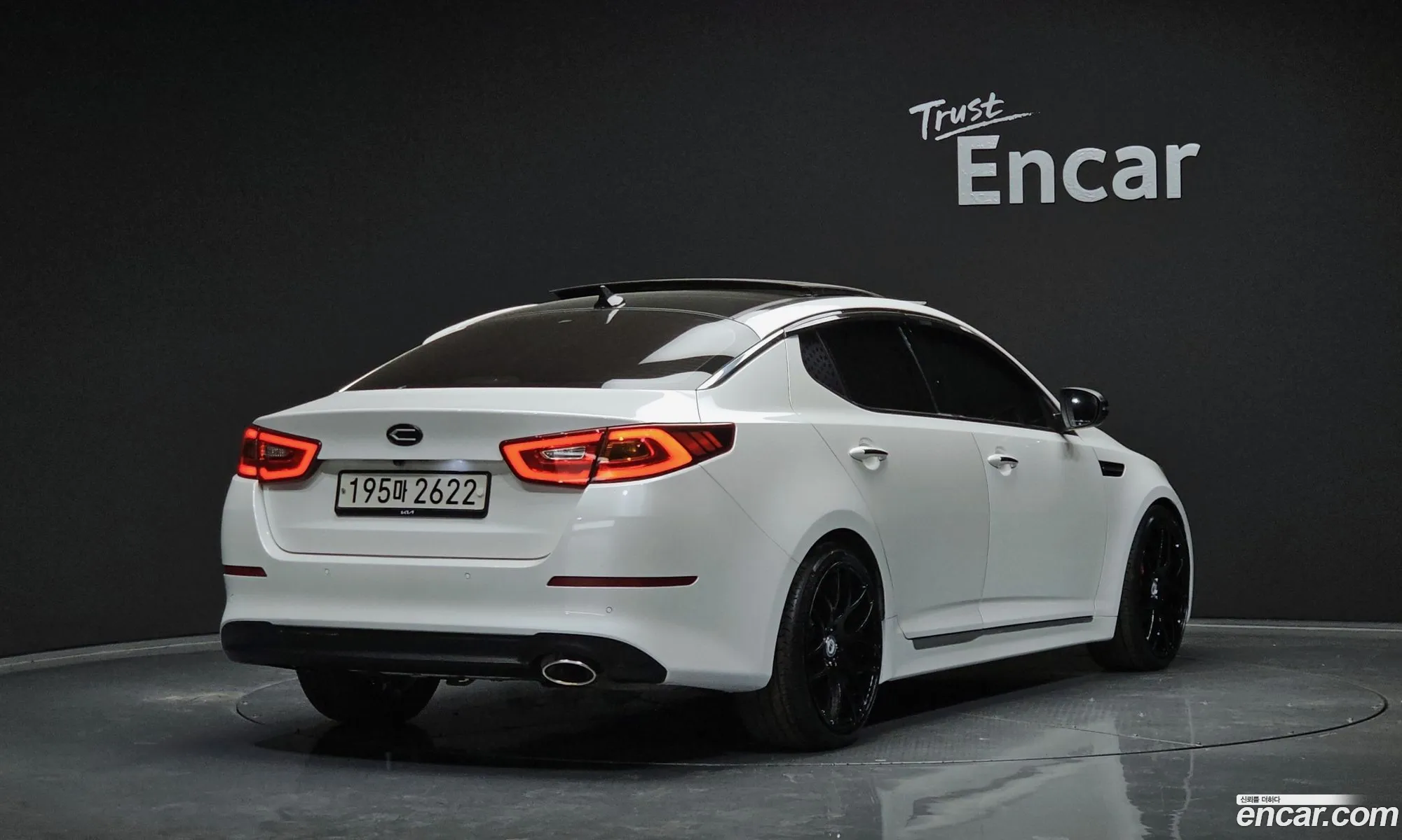 Kia K5 I Luxury 2014 - фотография 17216903
