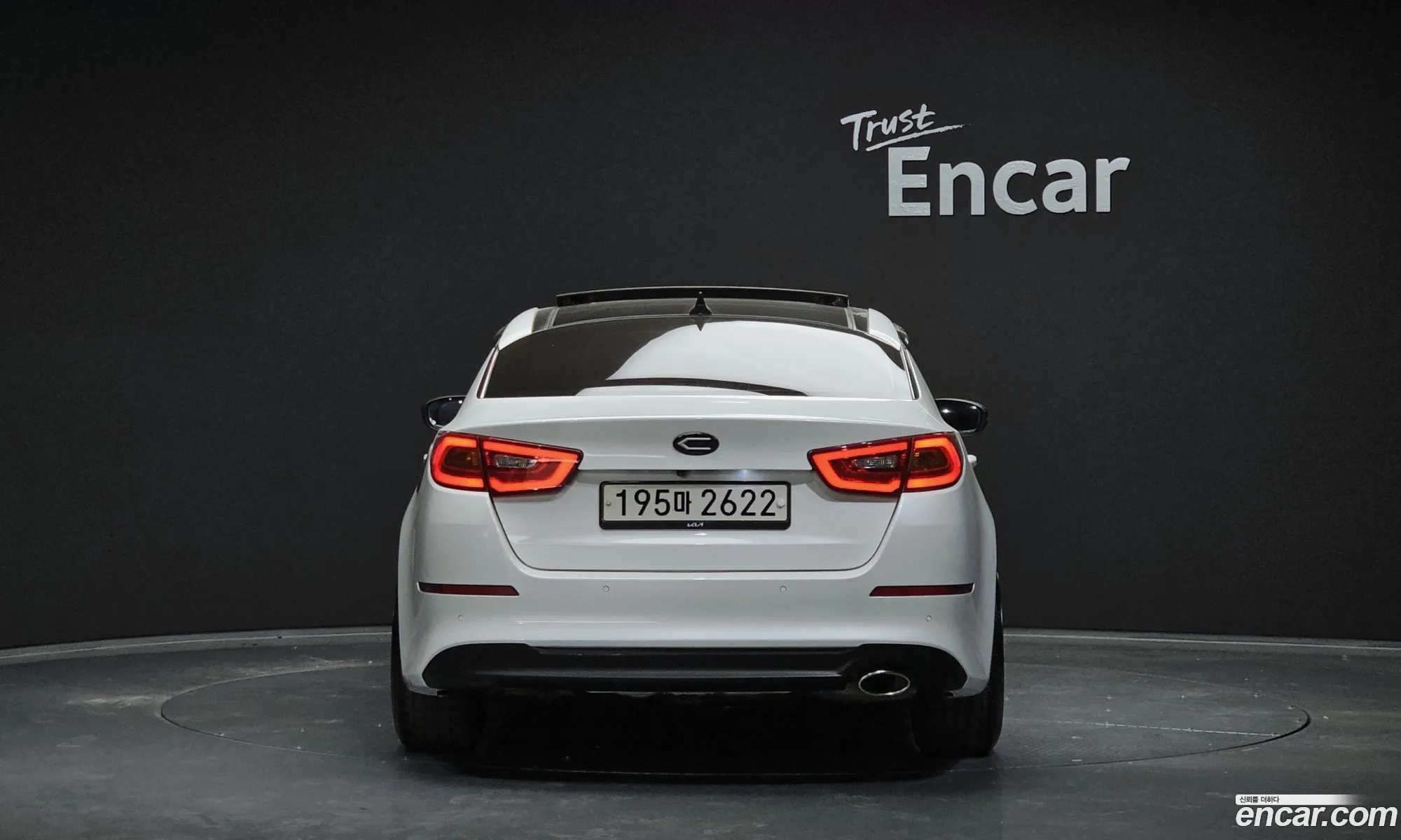 Kia K5 I Luxury 2014 - фотография 17216905