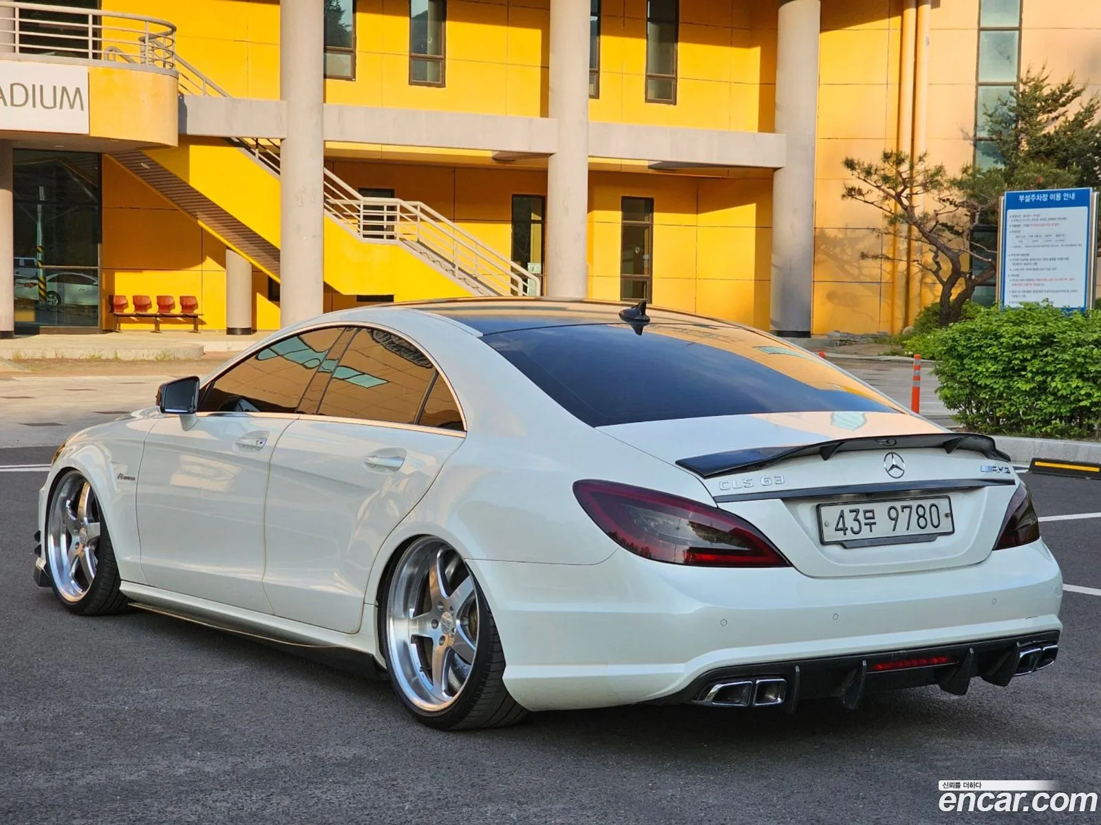 Mercedes-Benz Cls-Klasse Ii C218 Cls63 Amg 2013 - фотография 12015498