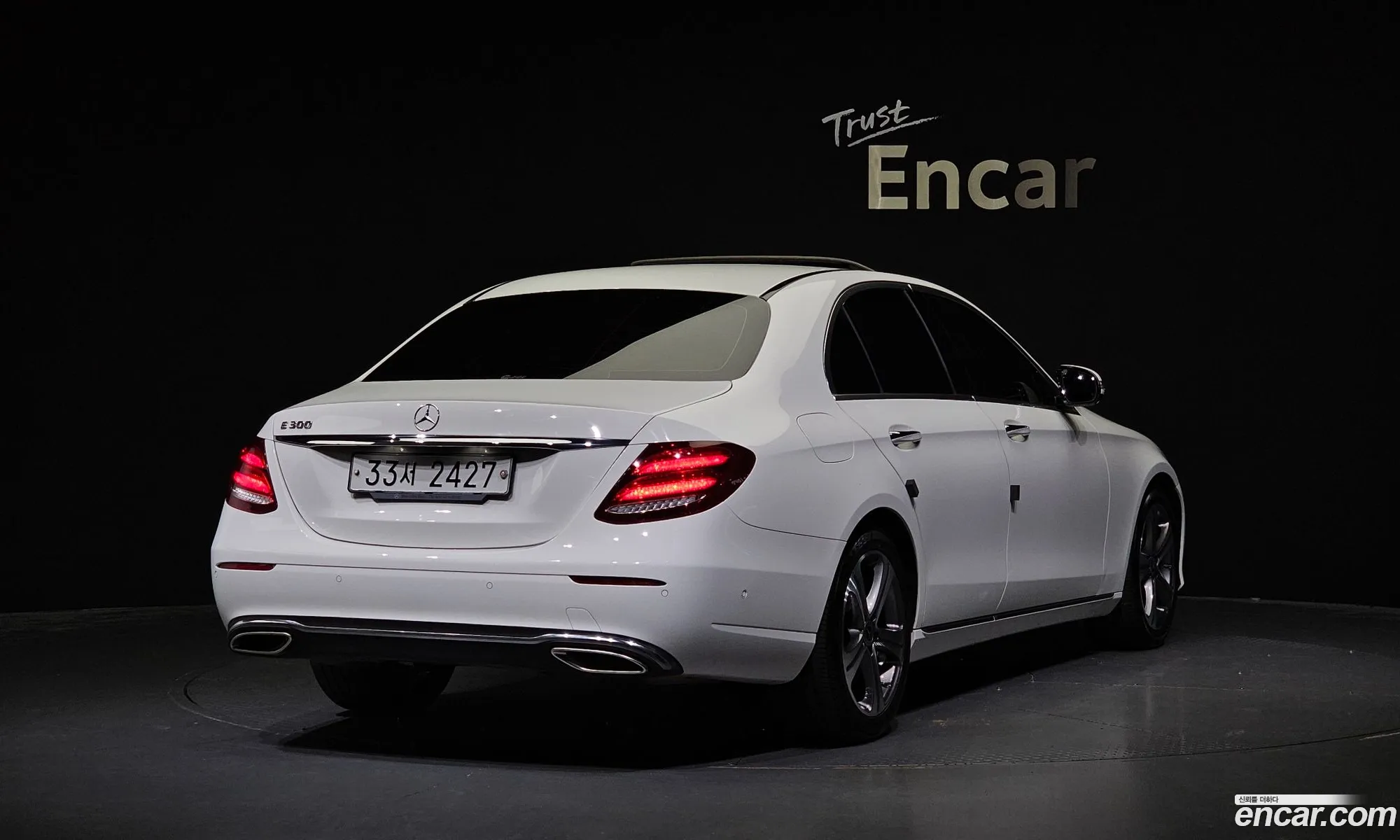 Mercedes-Benz E-Klasse V W213 S213 C238 E300 Avantgarde 2019 - фотография 11572034