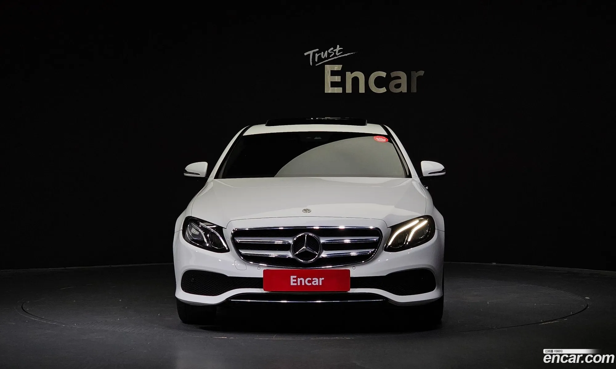 Mercedes-Benz E-Klasse V W213 S213 C238 E300 Avantgarde 2019 - фотография 11572035